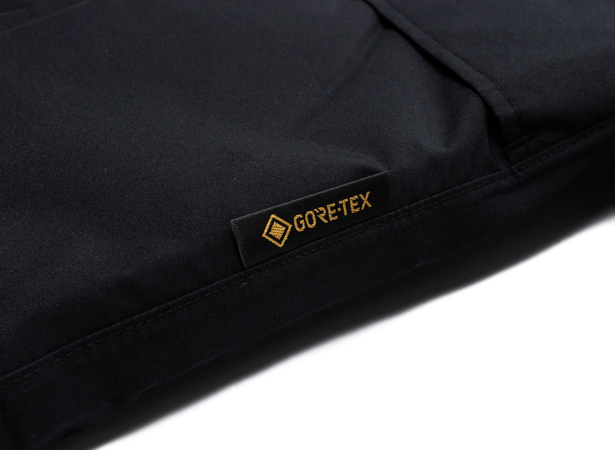A Bathing Ape Gore-Tex Snowboard Down Jacket - Image 2