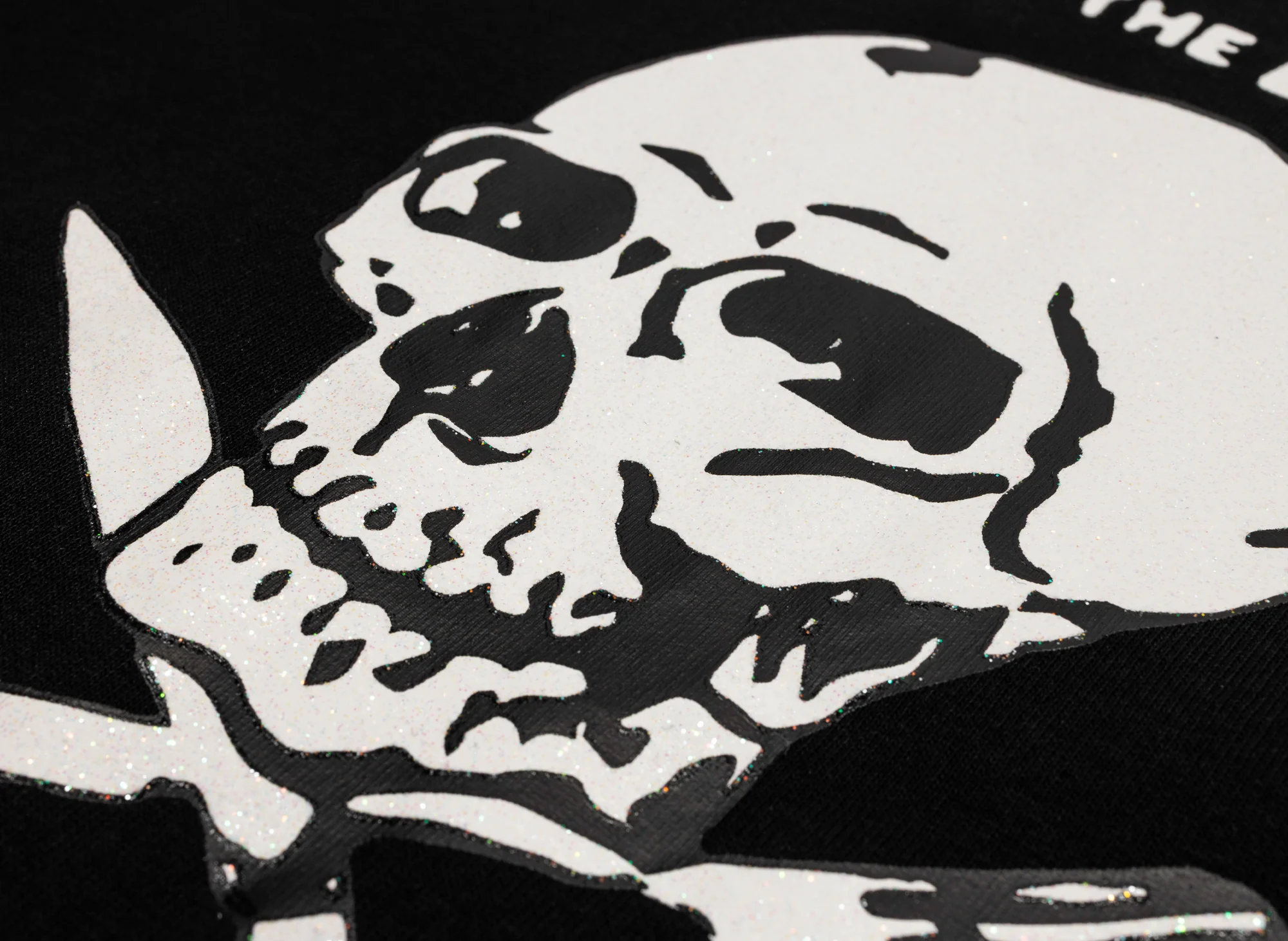 Advisory Board Crystals Abc. Skull S/S Tee in Black - Image 2