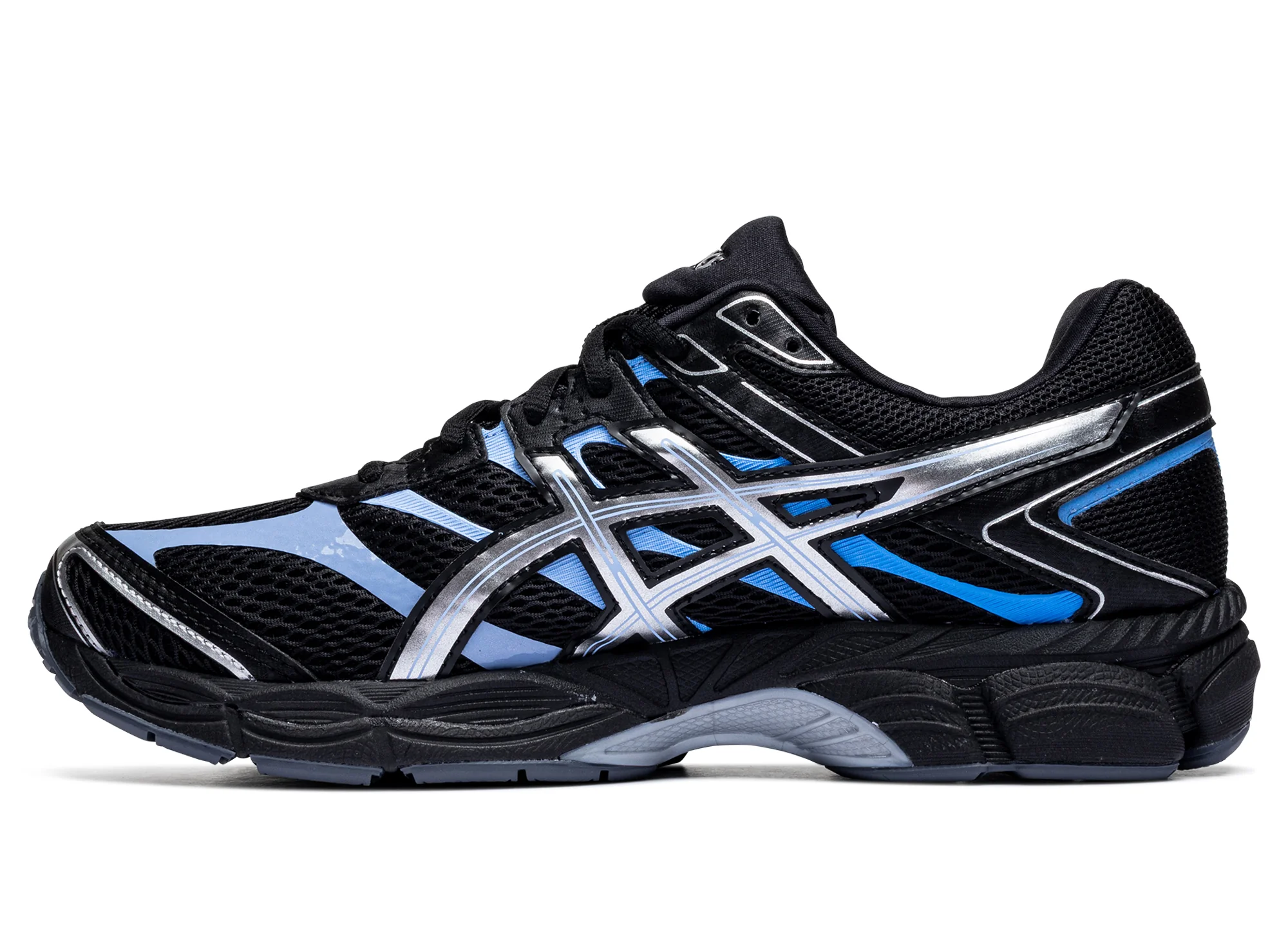 Asics Gel-Cumulus 16 in 'Black / Pure Silver' - Image 3