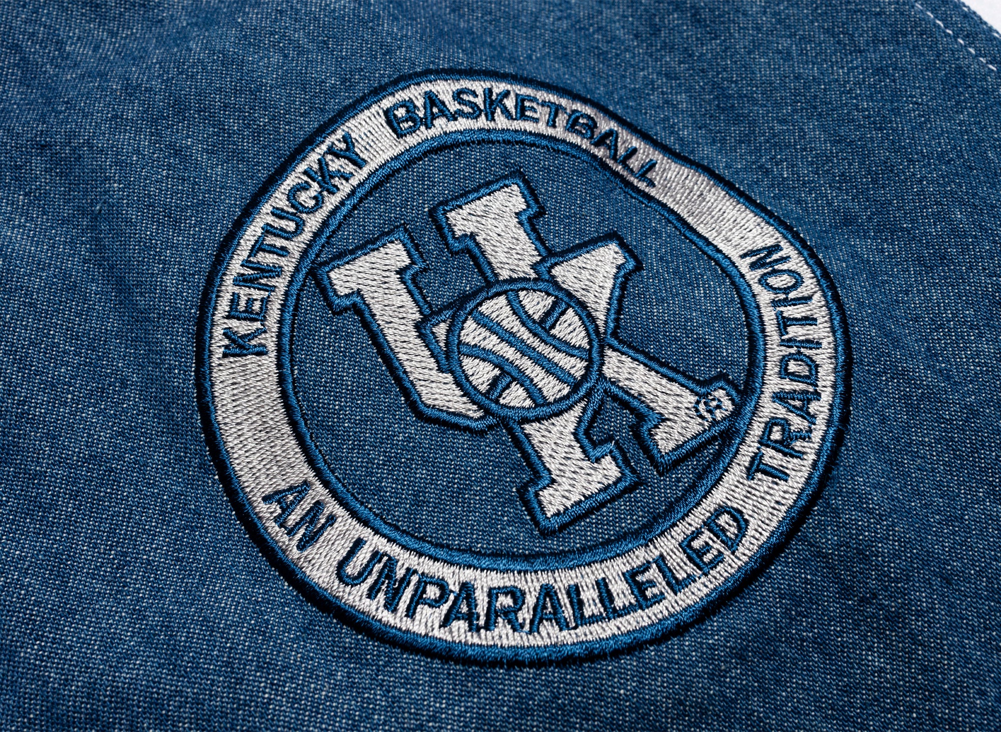 Converse University of Kentucky Basketball Denim Shorts in White - Image 4