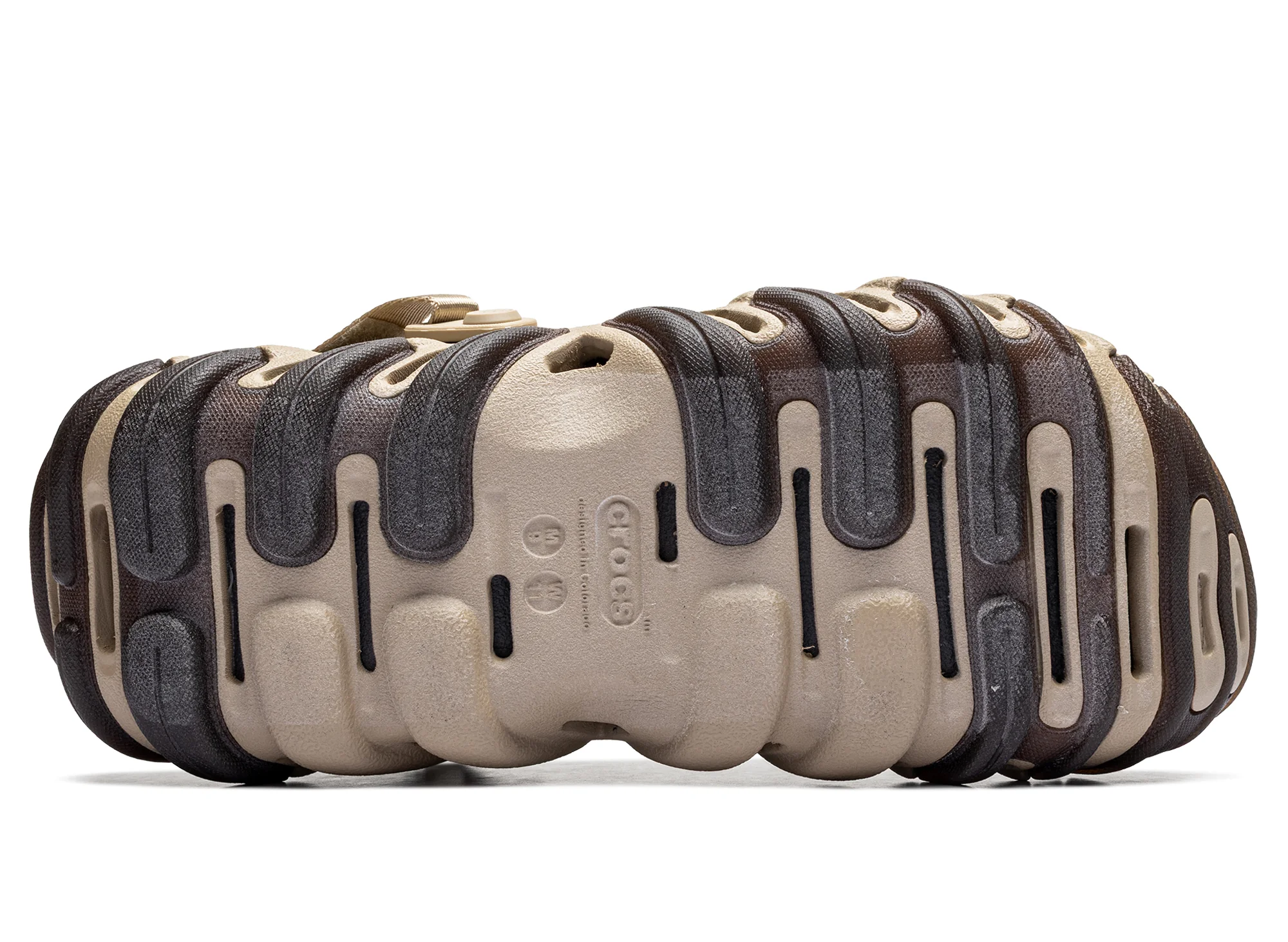 Crocs Echo RO Ripstop Clog in Bark - Image 5