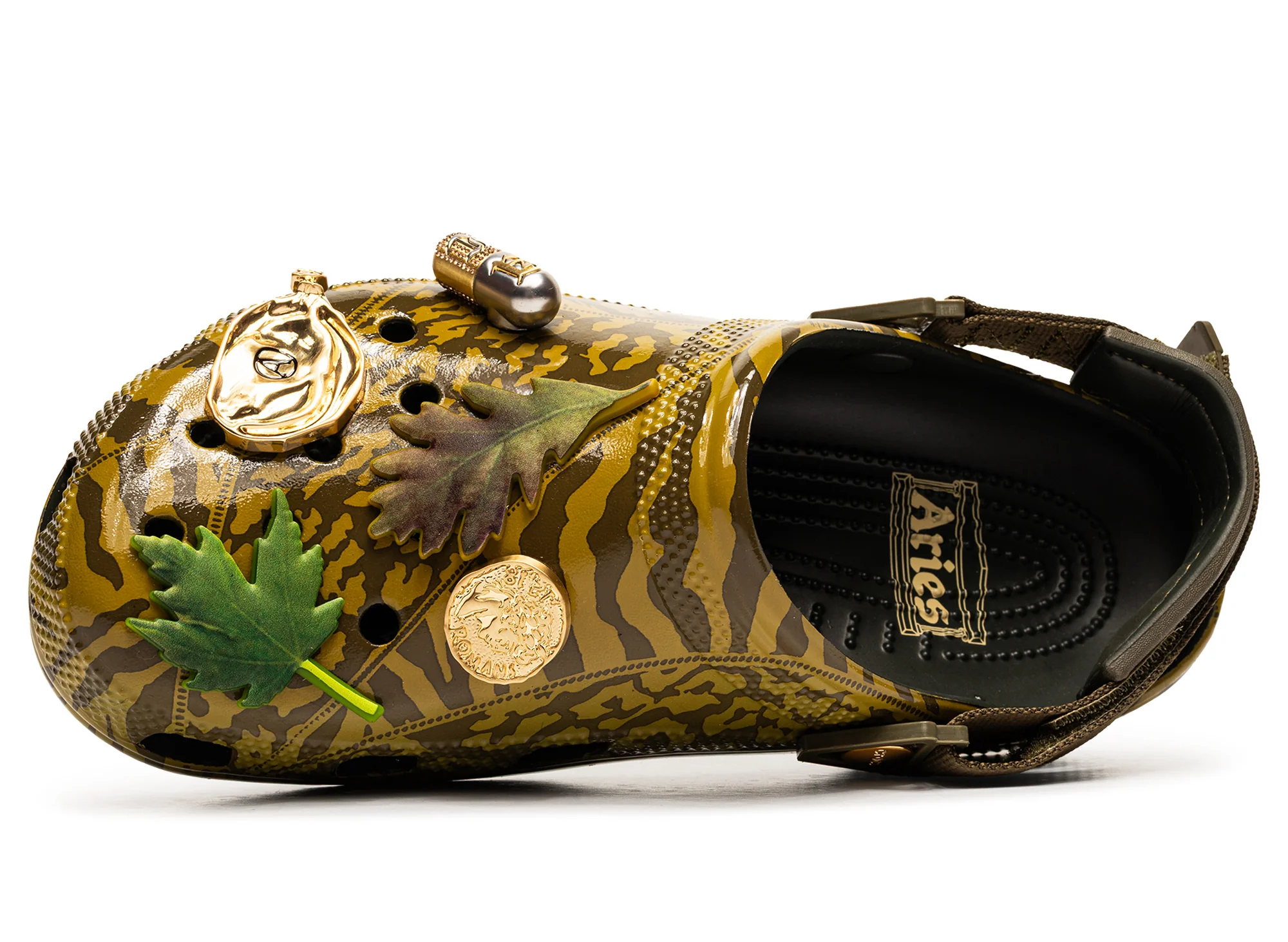 Crocs x Aries Arise Classic Clog Dal - Image 4