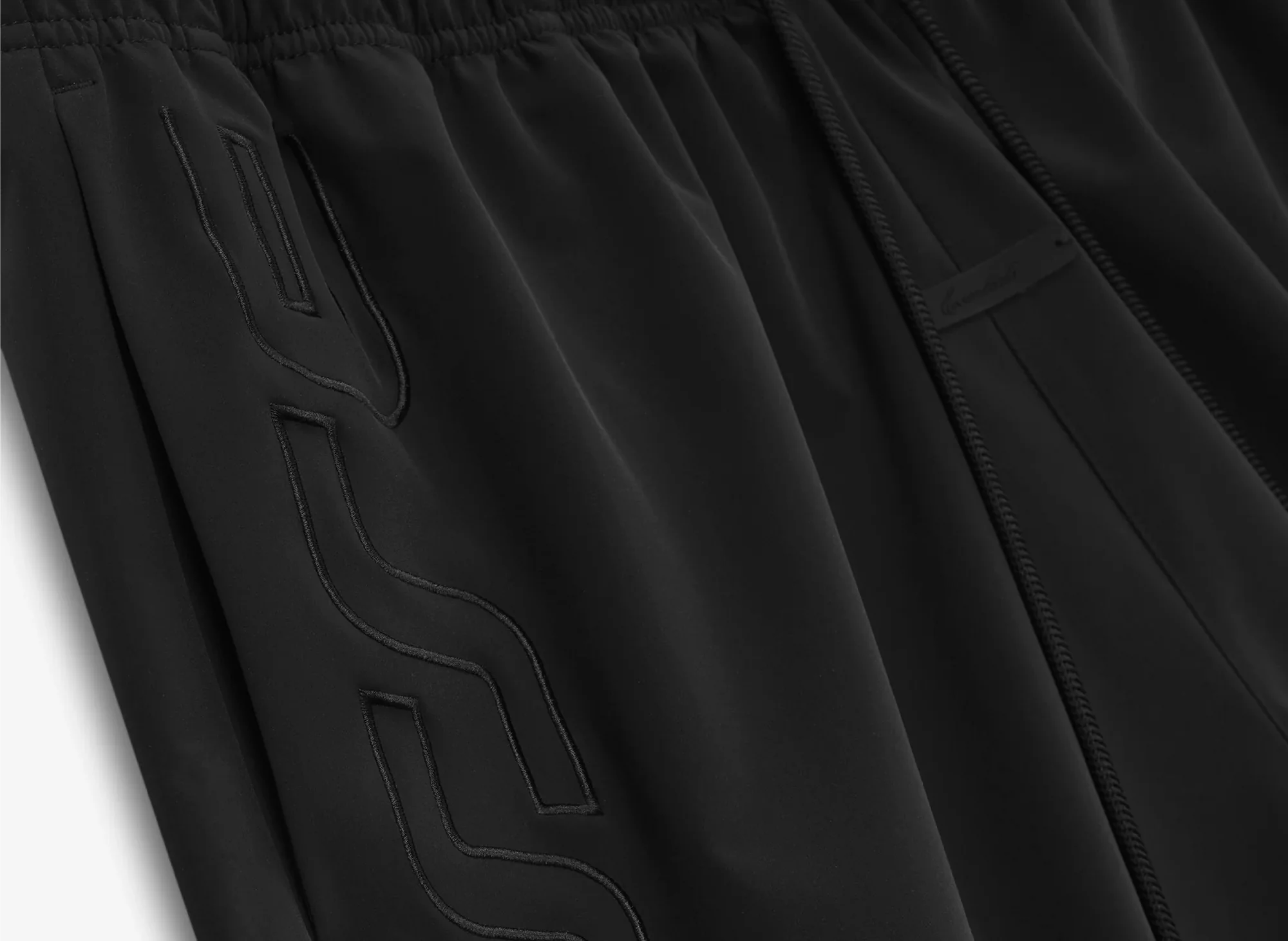 Fear of God Essentials Active Trace Relaxed Short 'Vintage Black' - Image 3