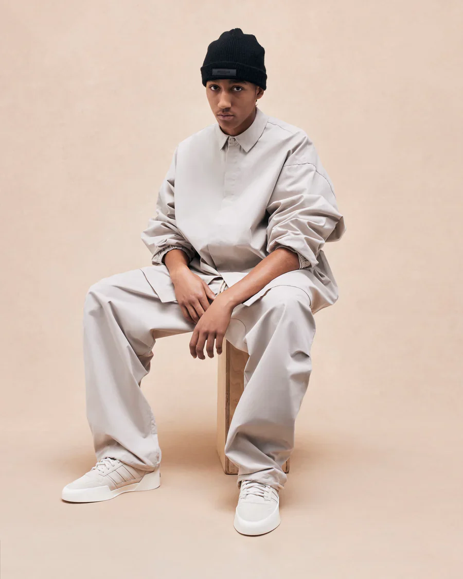 Fear of God Essentials Relaxed Trouser in Silver Cloud - Image 3