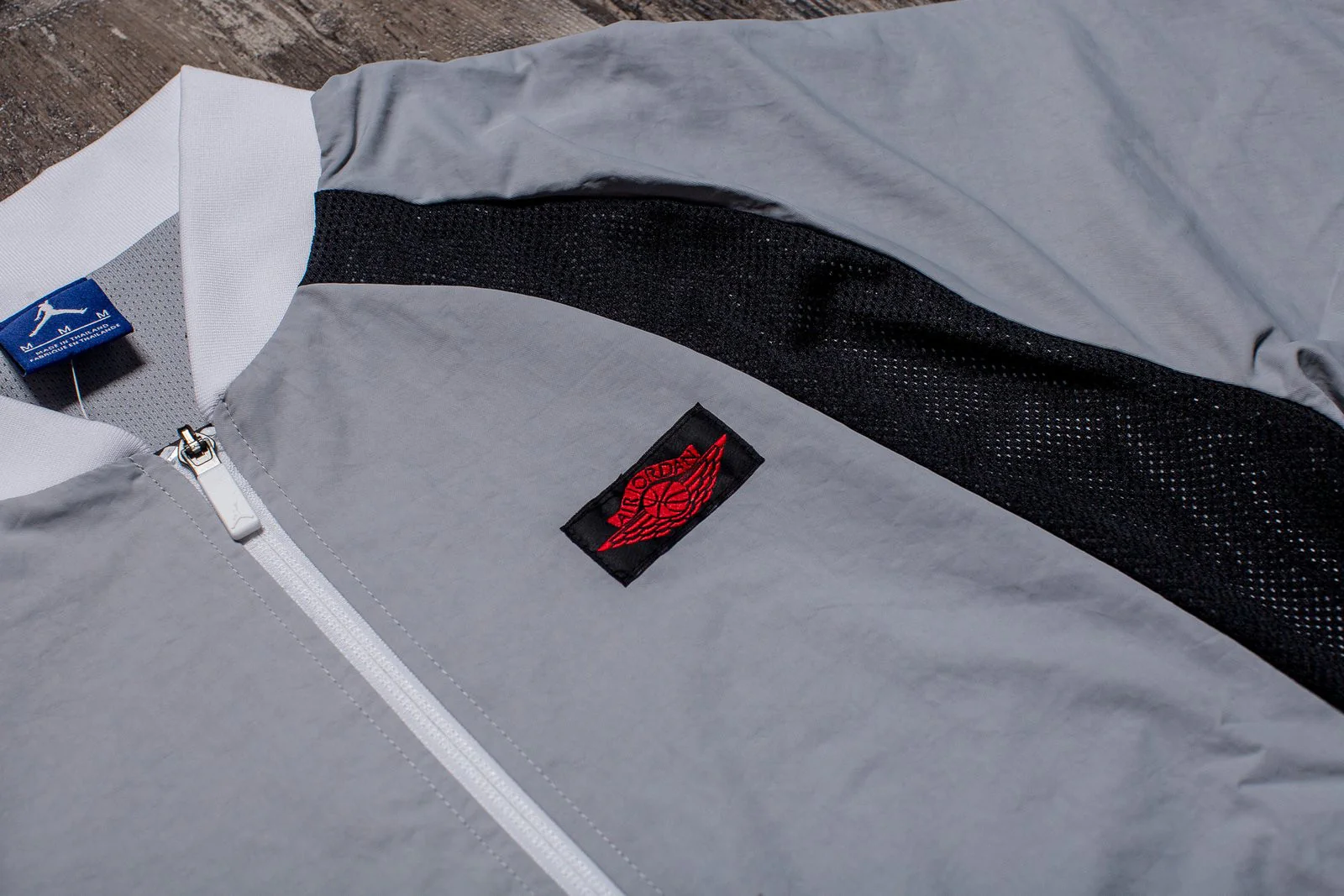 JORDAN AJ1 WINGS JACKET Wolf Grey - Image 3