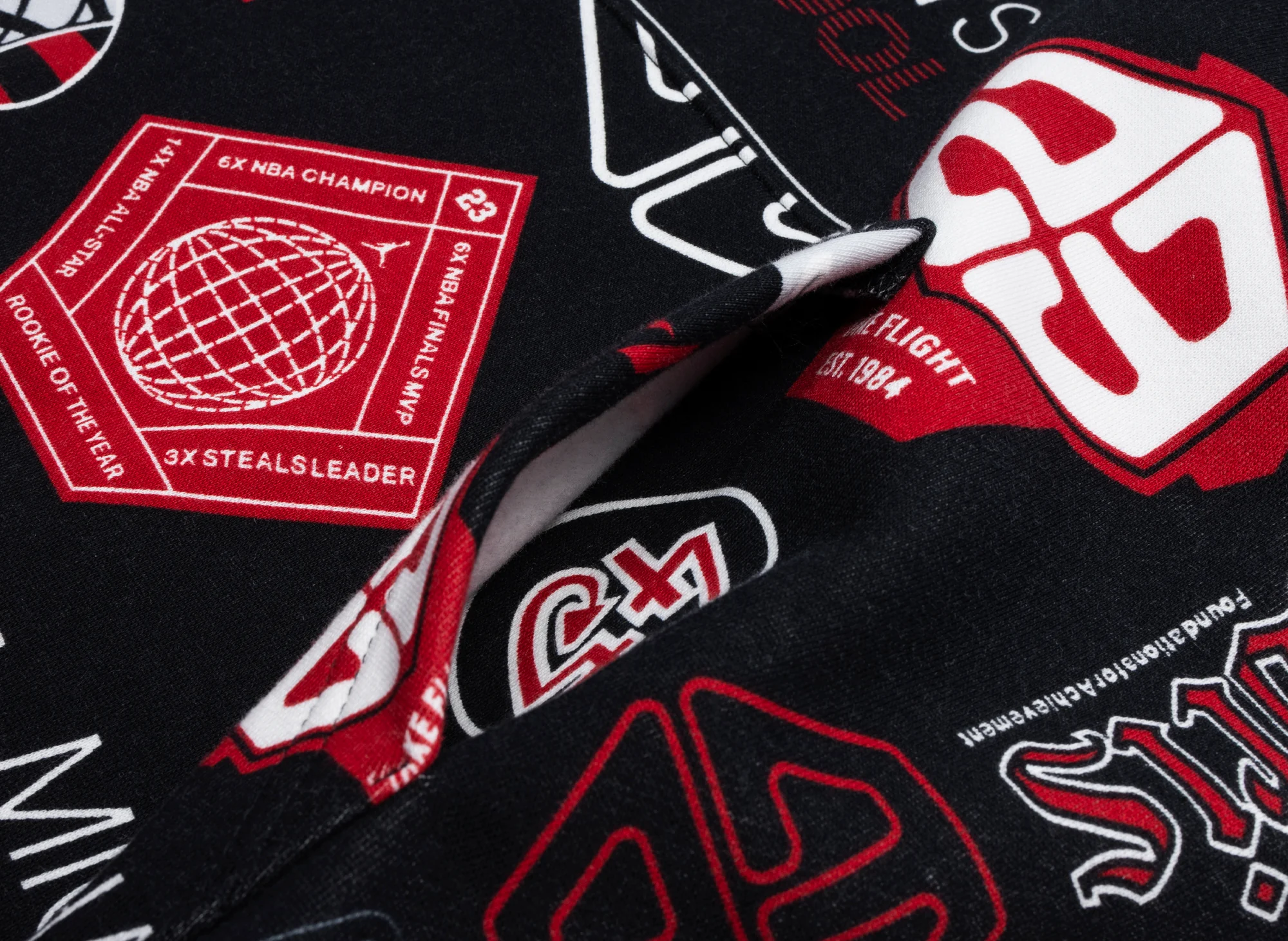 Jordan Essentials Printed Fleece Pullover Hoodie - Image 2