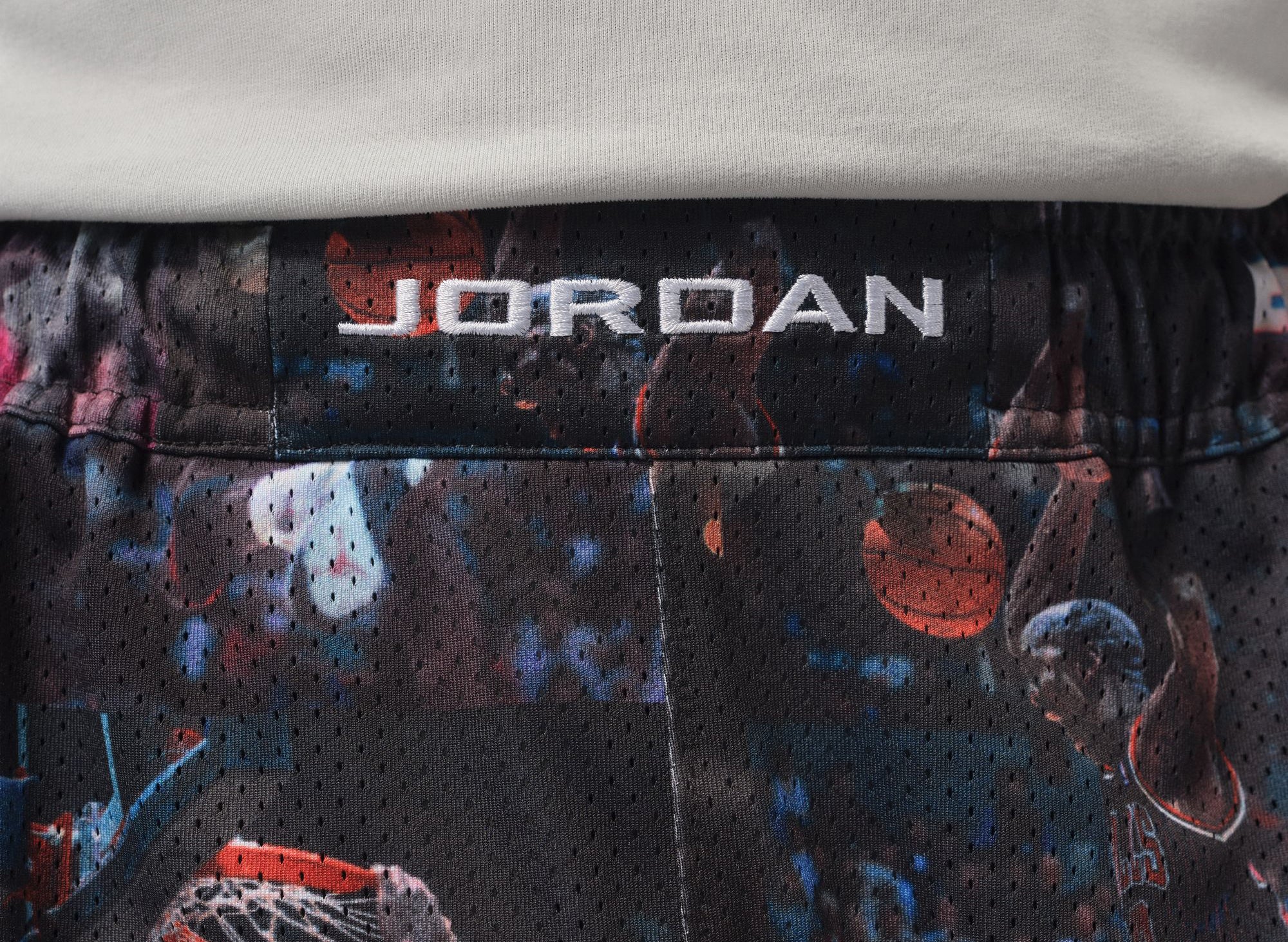 Jordan Flight Printed Cat Scratch Shorts in Black - Image 5