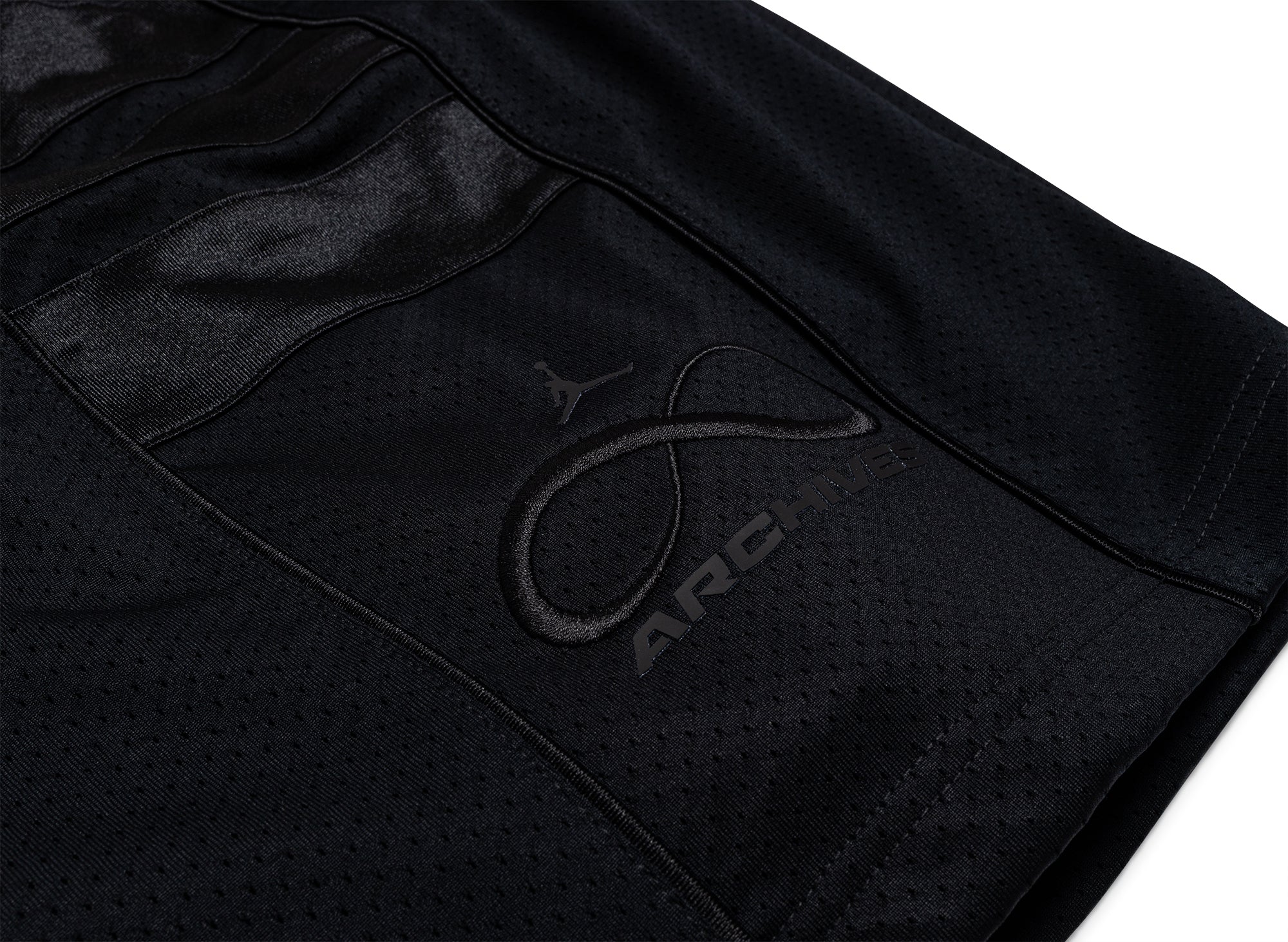 Jordan Infinite Archives Cat-Scratch Short - Image 4