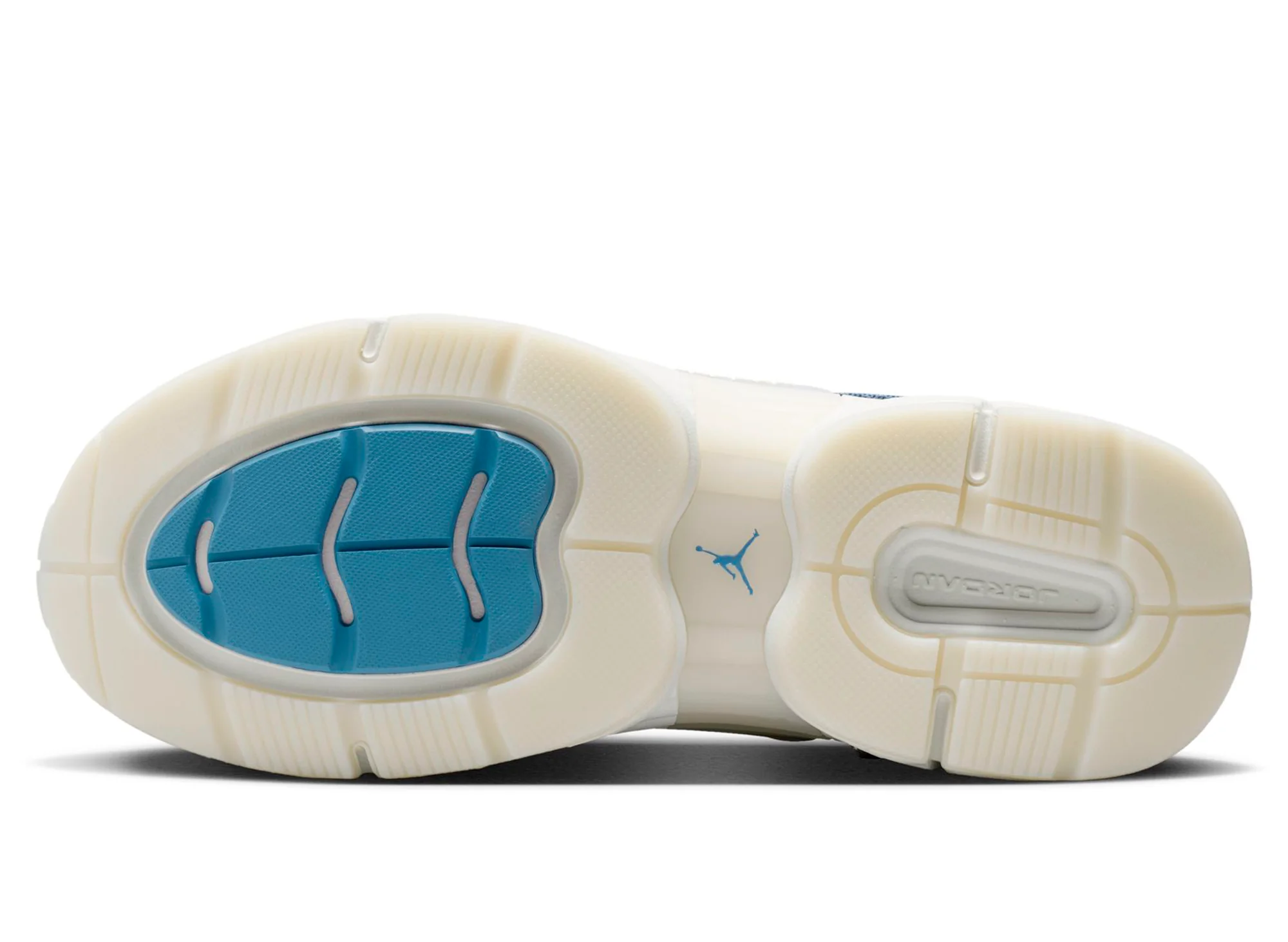 Jordan Trunner O/S in Diffused Blue / Pale Ivory - Image 4