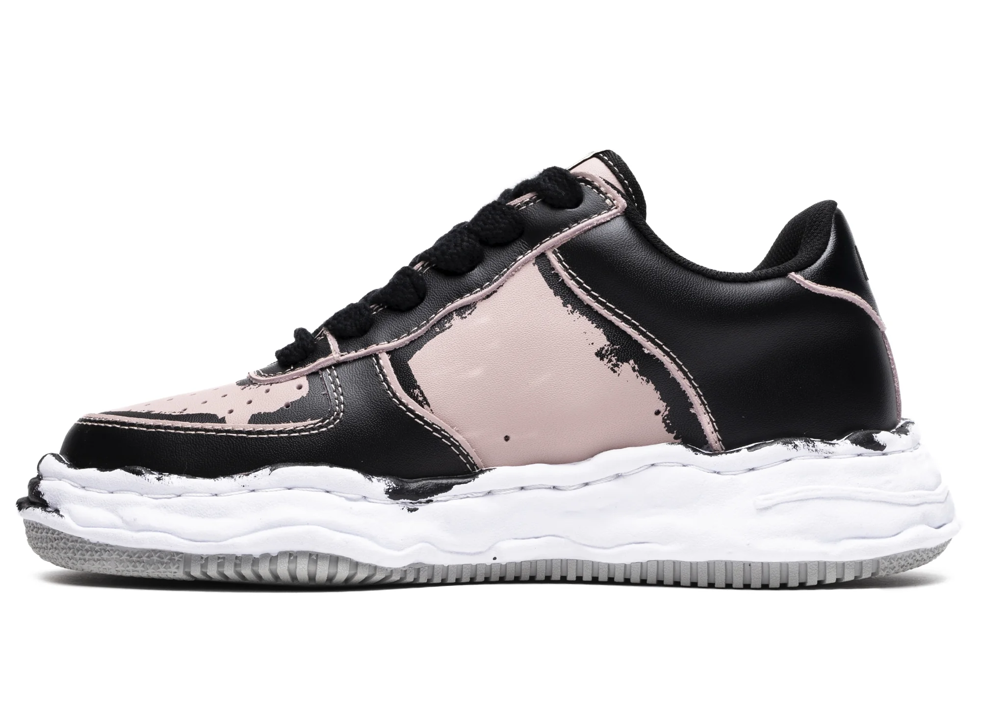 Maison Mihara Yasuhiro Leather Wayne Low in Black/Pink - Image 3