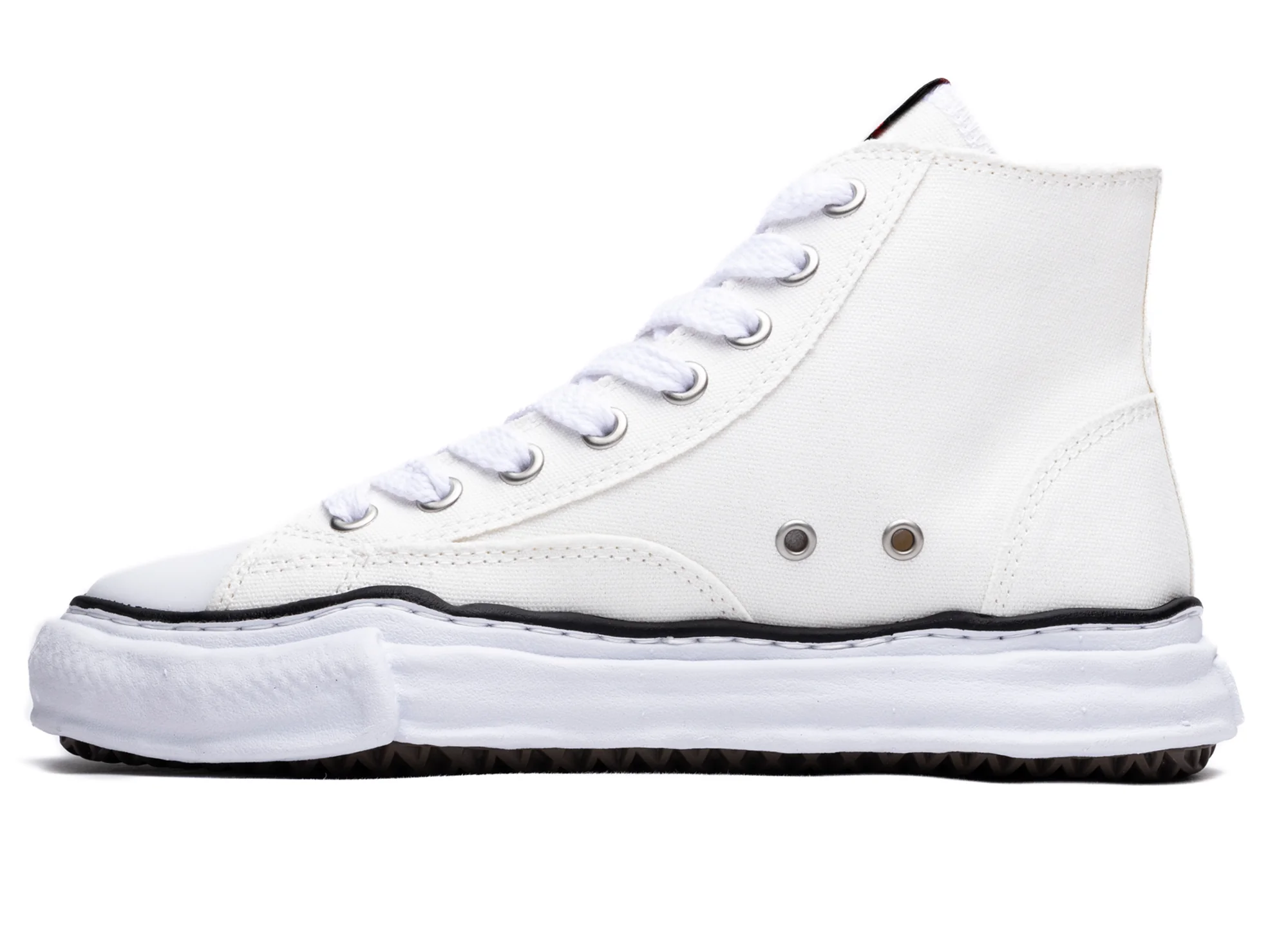 Maison Mihara Yasuhiro Peterson High in White - Image 3