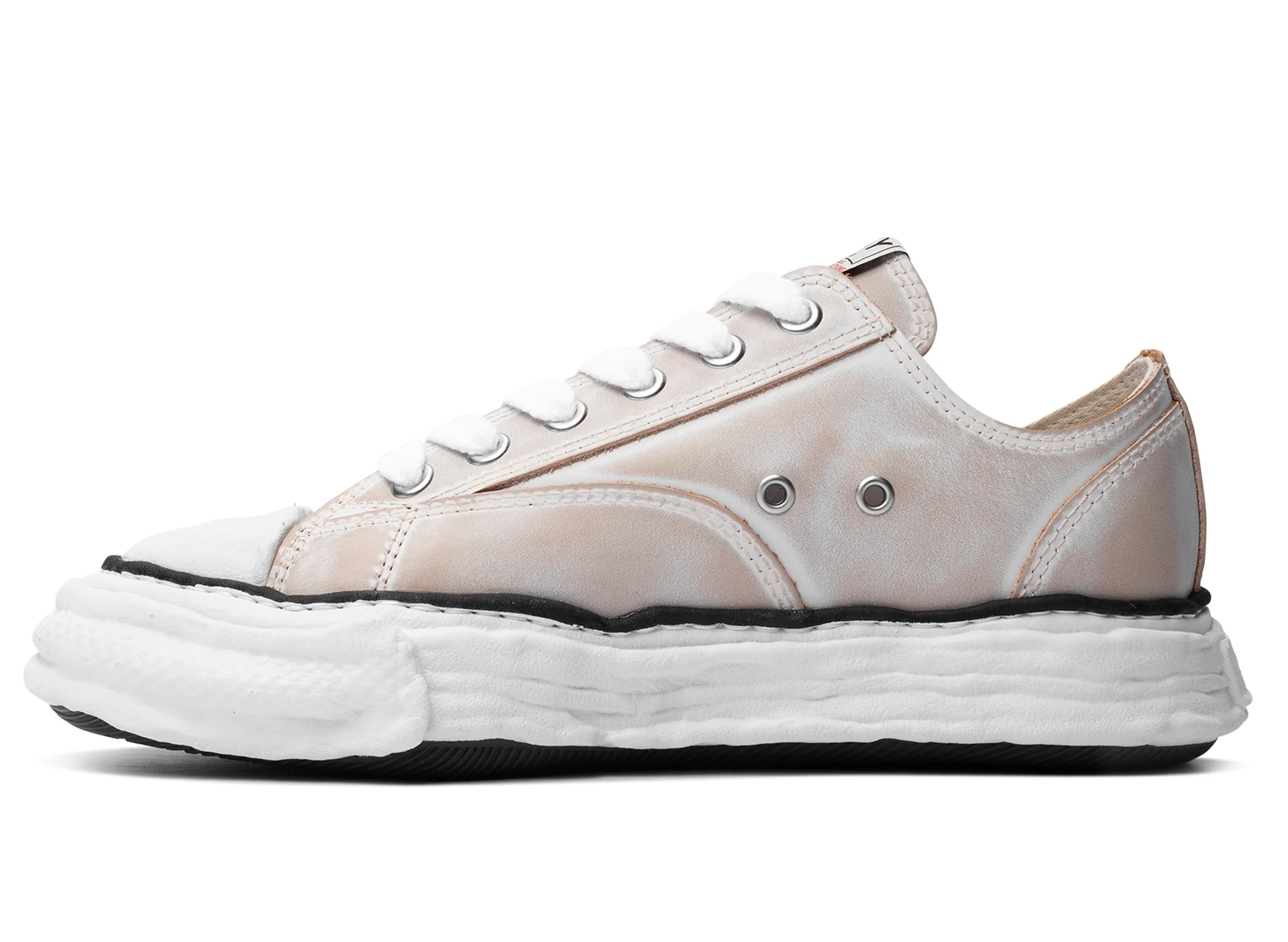Maison Mihara Yasuhiro "PETERSON23" OG Sole Vintage Leather Effect in White - Image 3