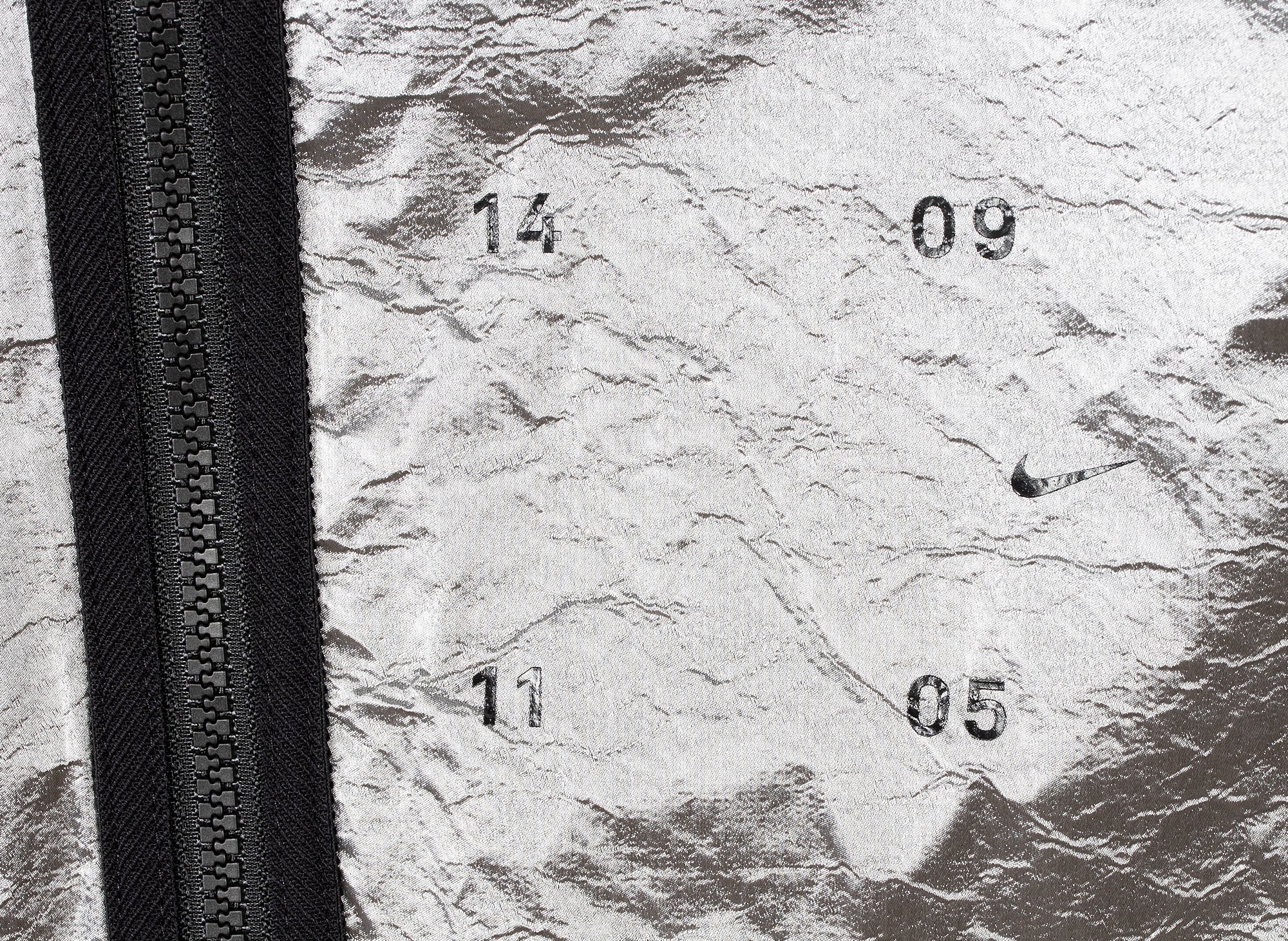 Men's Nike Sportswear Tech Pack Woven Hooded Jacket - Image 2