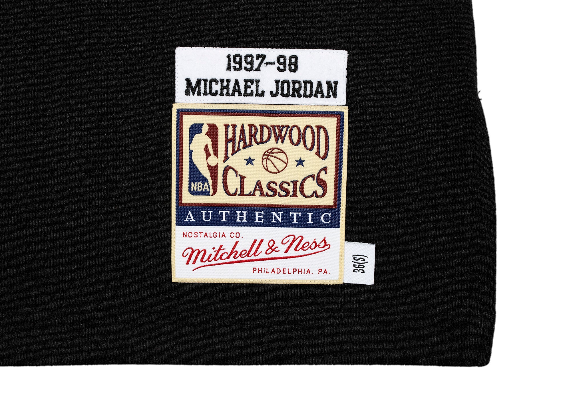 Mitchell & Ness Authentic Jersey Chicago Bulls Alternate 1997-98 Michael Jordan - Image 2
