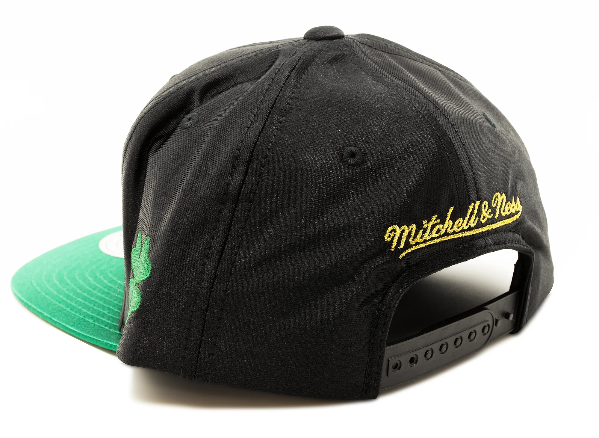 Mitchell & Ness Celtics Gold St.Patrick's Day Snapback - Image 2