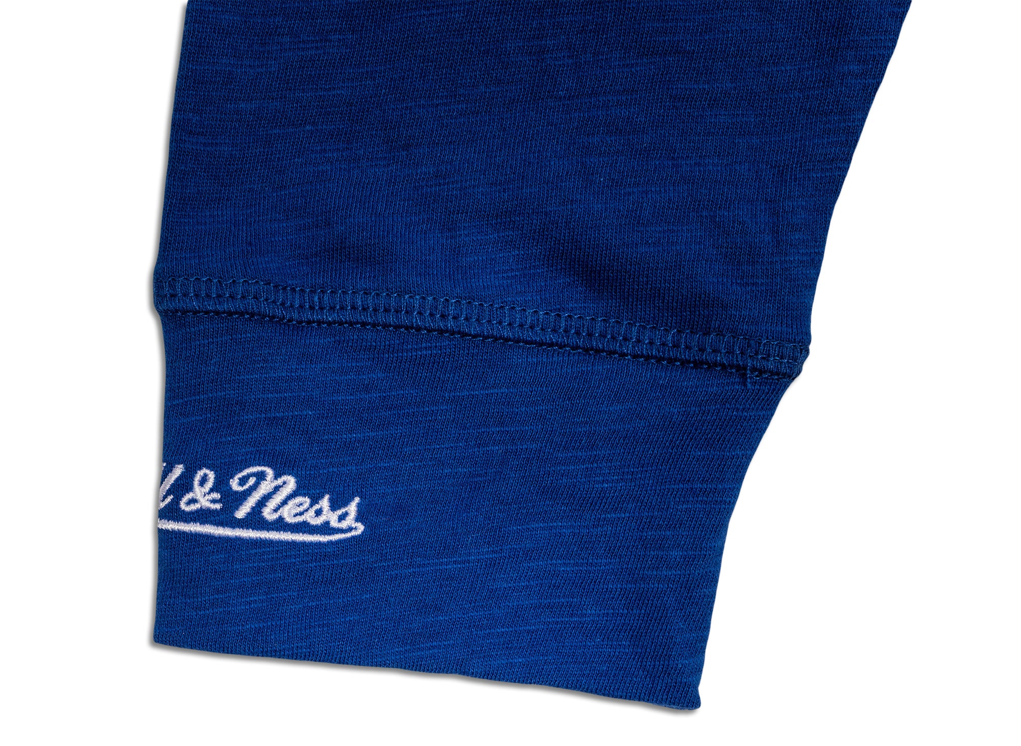 Mitchell & Ness Kentucky Wildcats NCAA Archive Logo L/S Tee - Image 3