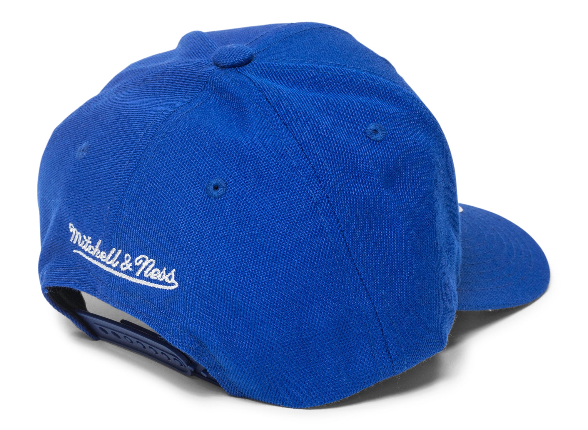 Mitchell & Ness NCAA Kentucky Wildcats Cat Head Pro Crown Snapback Hat - Image 2