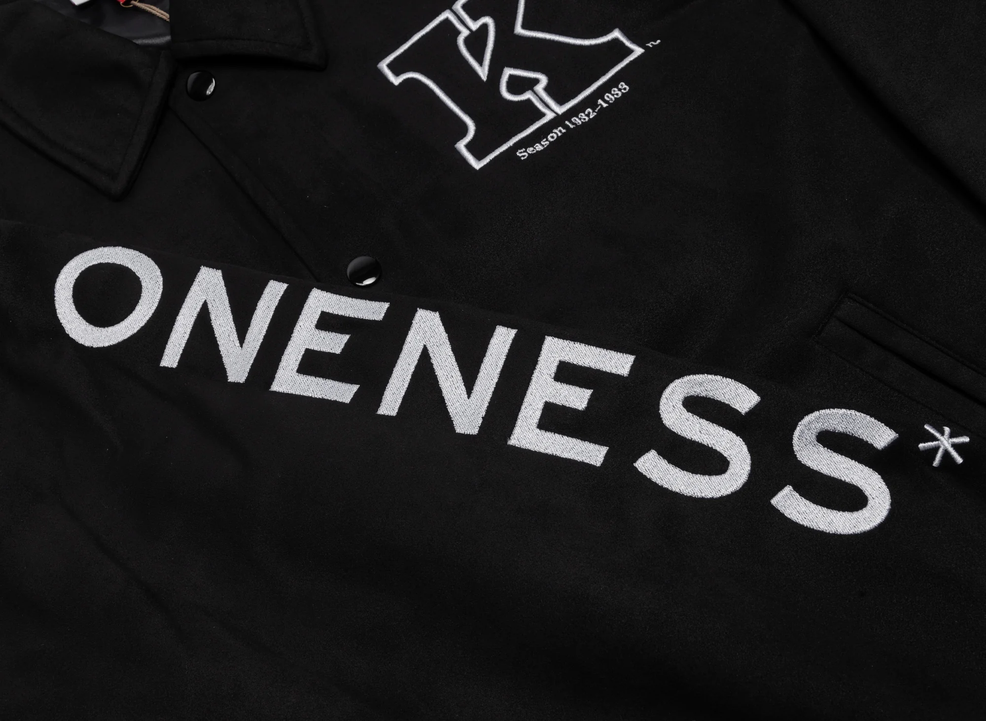 Mitchell & Ness Oneness Kentucky Oversweep Varsity Coaches Jacket - Image 6