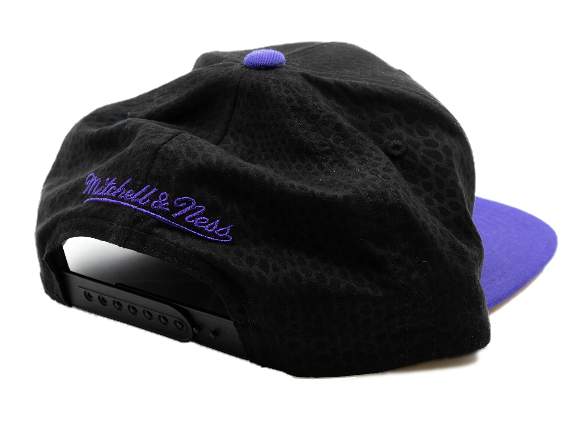 Mitchell & Ness Pinned Lakers Snakeskin Snapback - Image 2