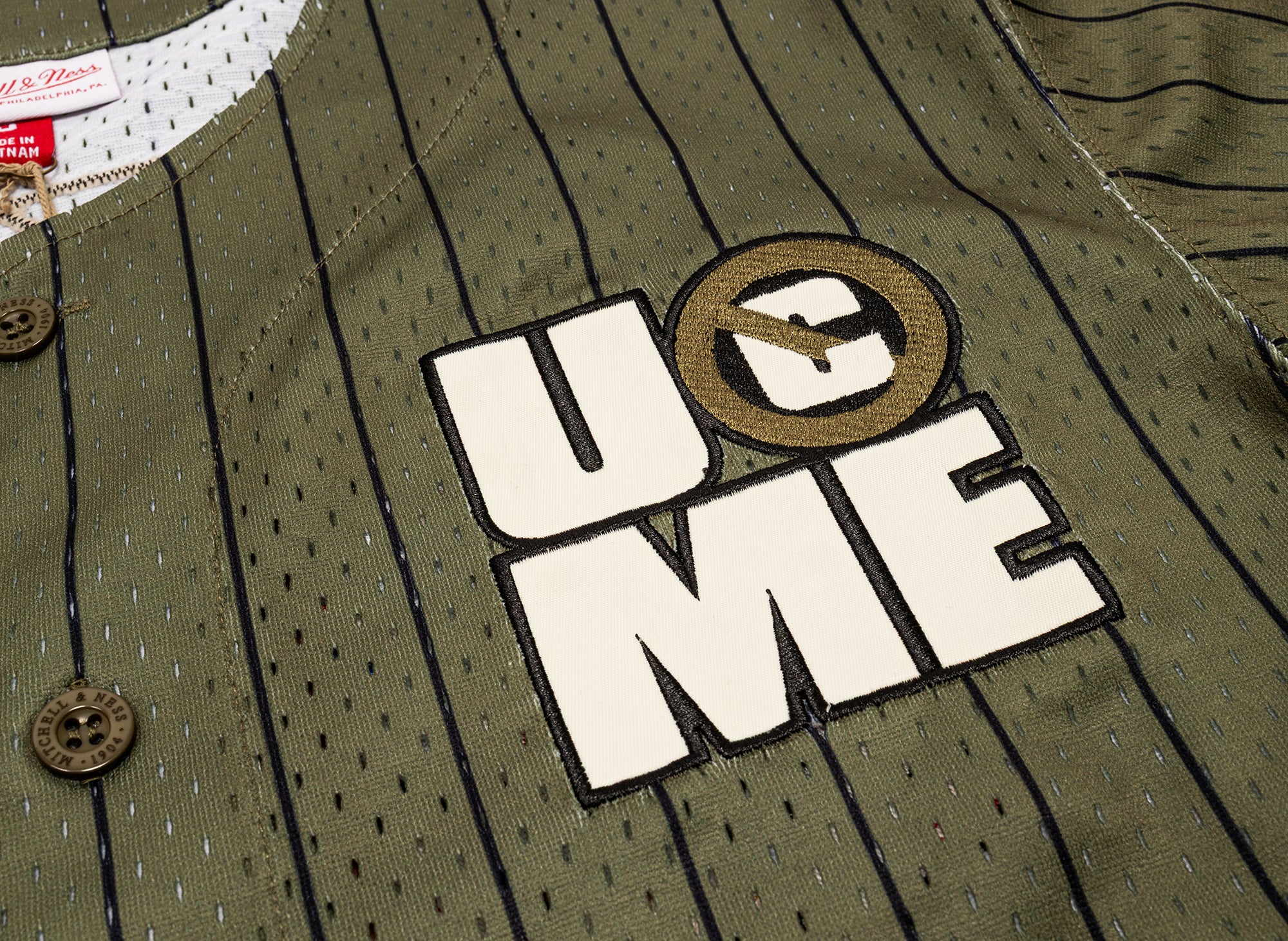 Mitchell & Ness WWE John Cena Final Seconds Striped Mesh Jersey in Olive - Image 4