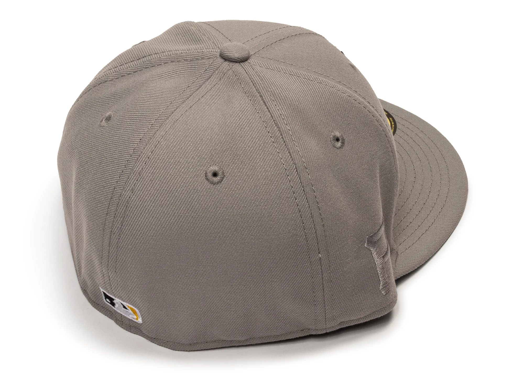 New Era 5950 Cracked 26484 Pittsburgh Pirates Fitted Hat - Image 3