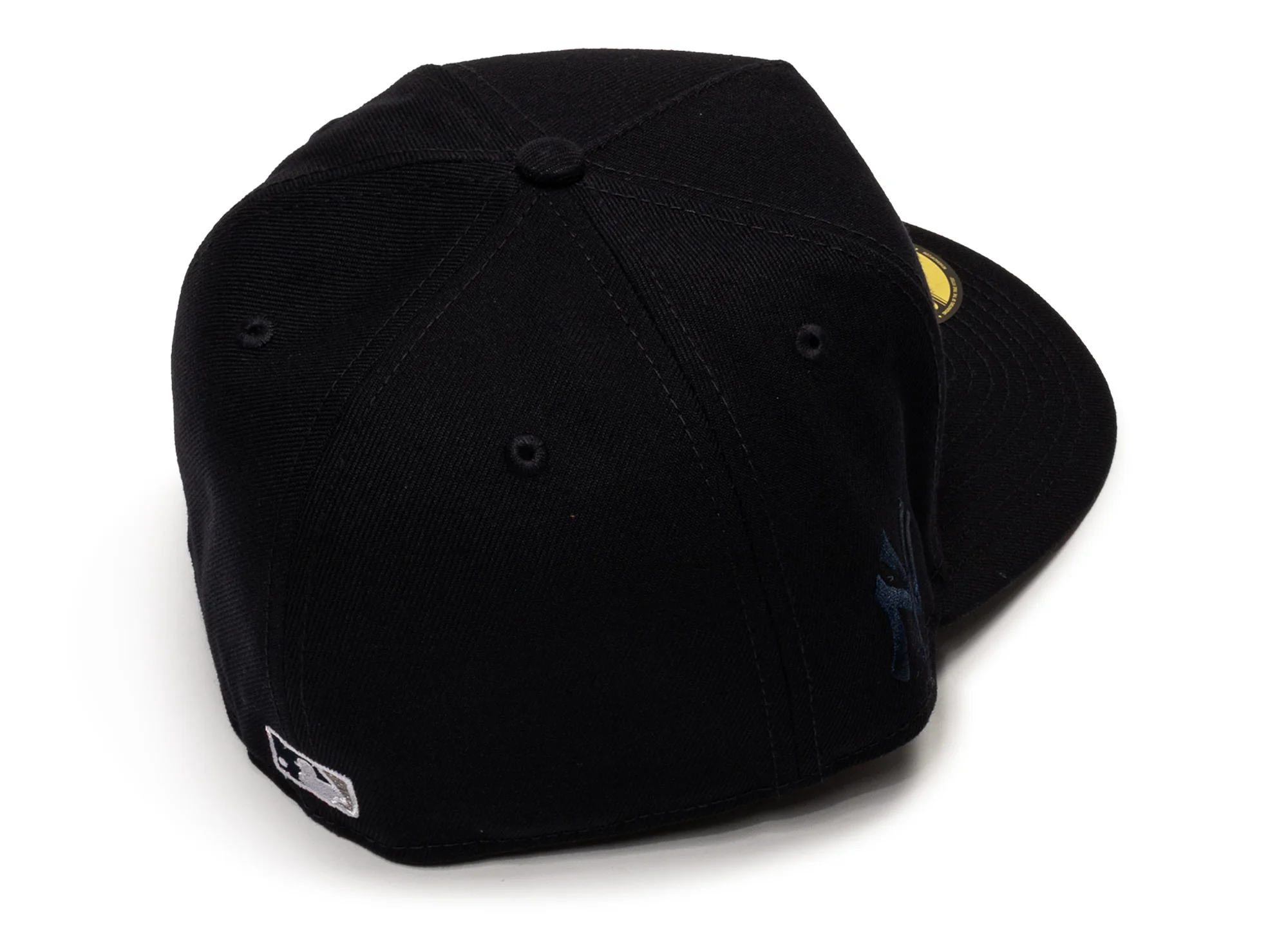 New Era 5950AF Fence 26444 New York Yankees Fitted Hat - Image 3