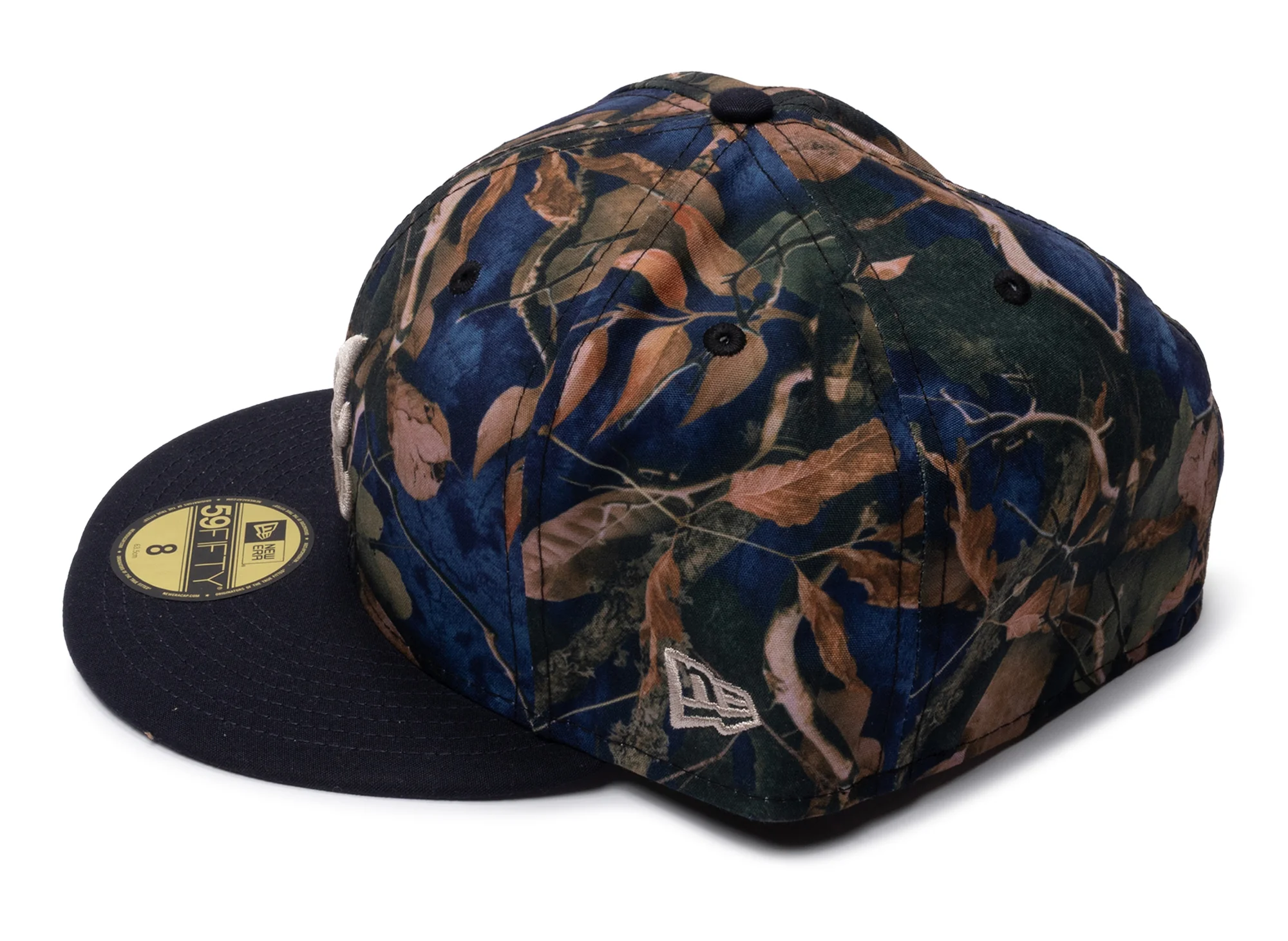 New Era 59Fifty Leaves Atlanta Braves Fitted Hat - Image 3