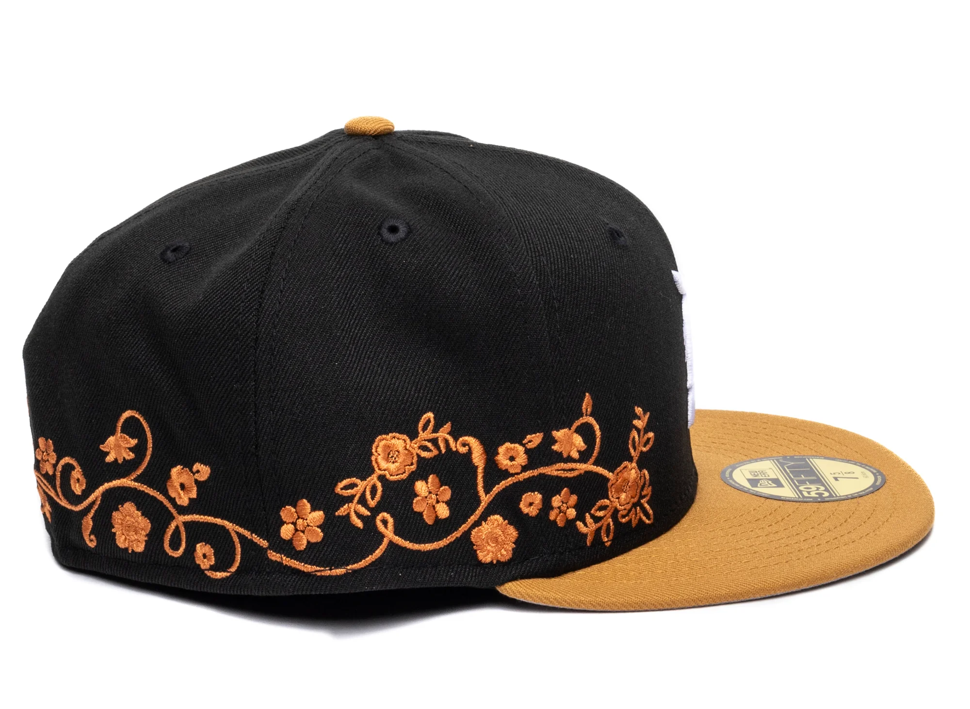 New Era Floral Vine Detroit Tigers Fitted Hat - Image 2