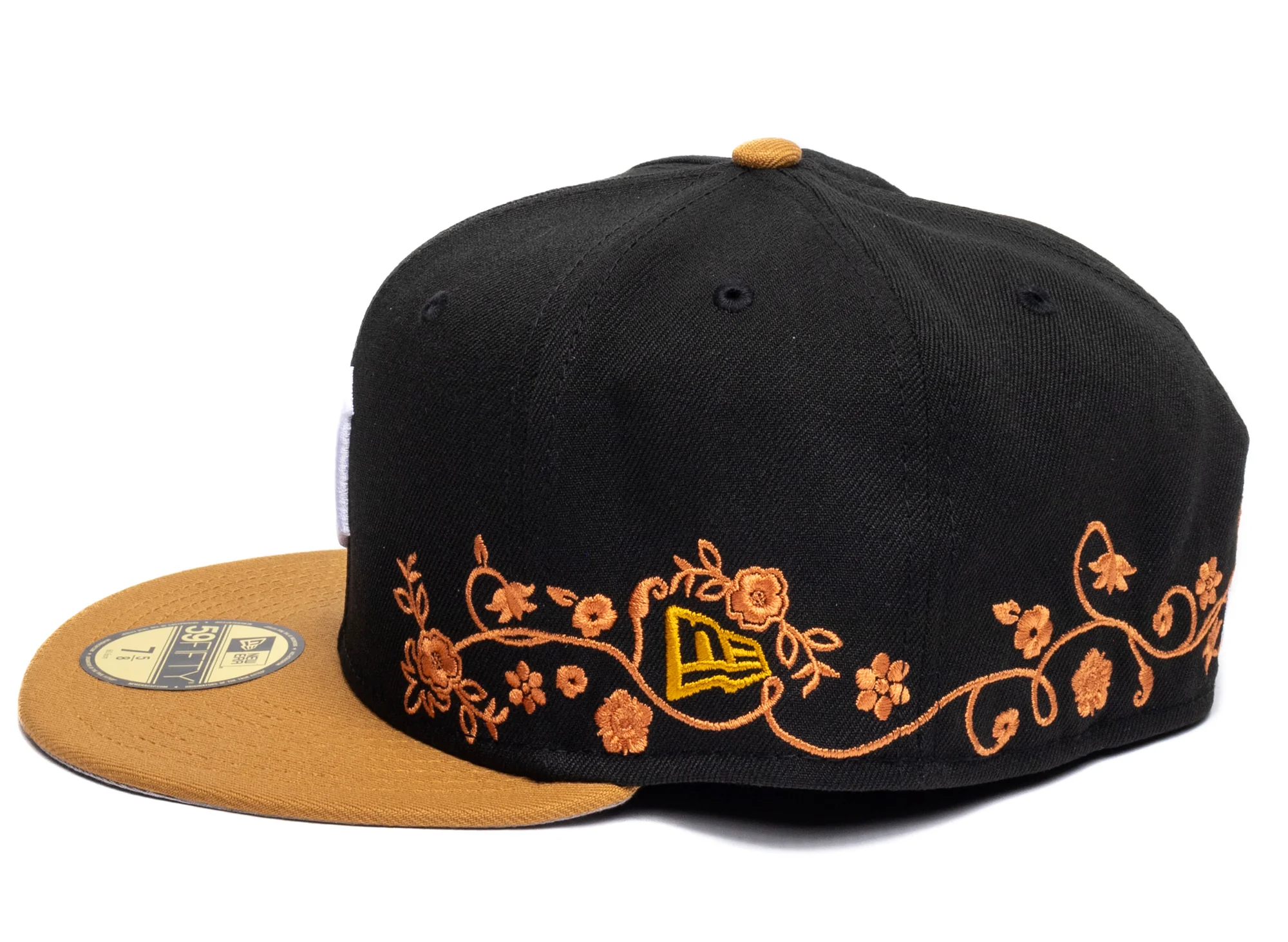 New Era Floral Vine Detroit Tigers Fitted Hat - Image 4