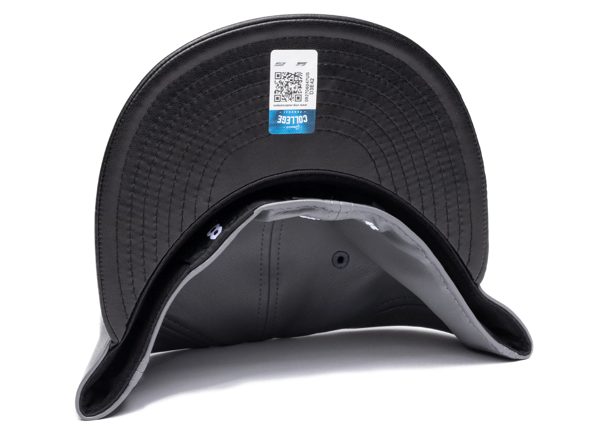New Era Kentucky Wildcats 59FIFTY Leather Fitted Hat in Grey - Image 4