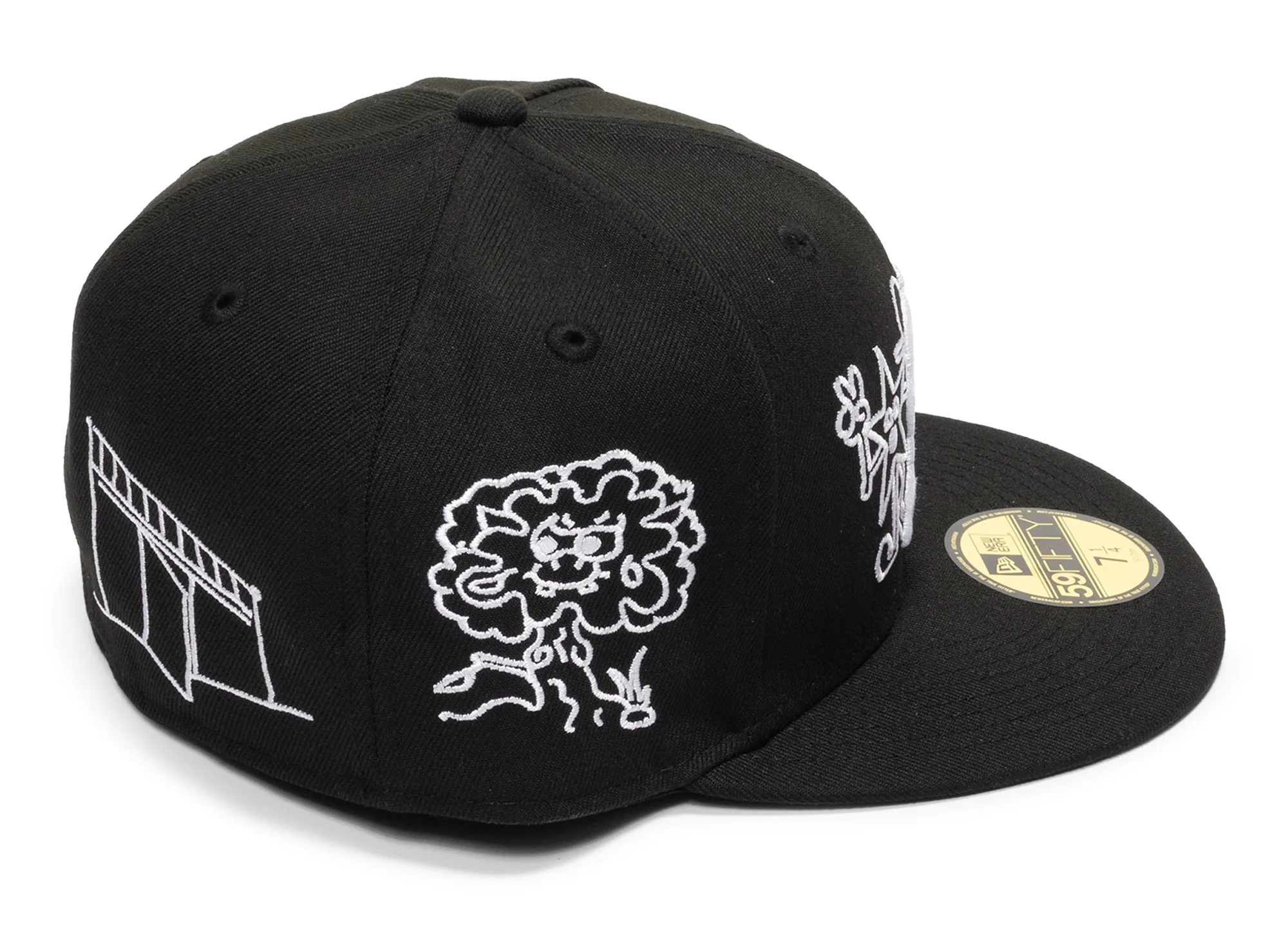 New Era Mora 59Fifty Fitted Hat in Black and White - Image 3
