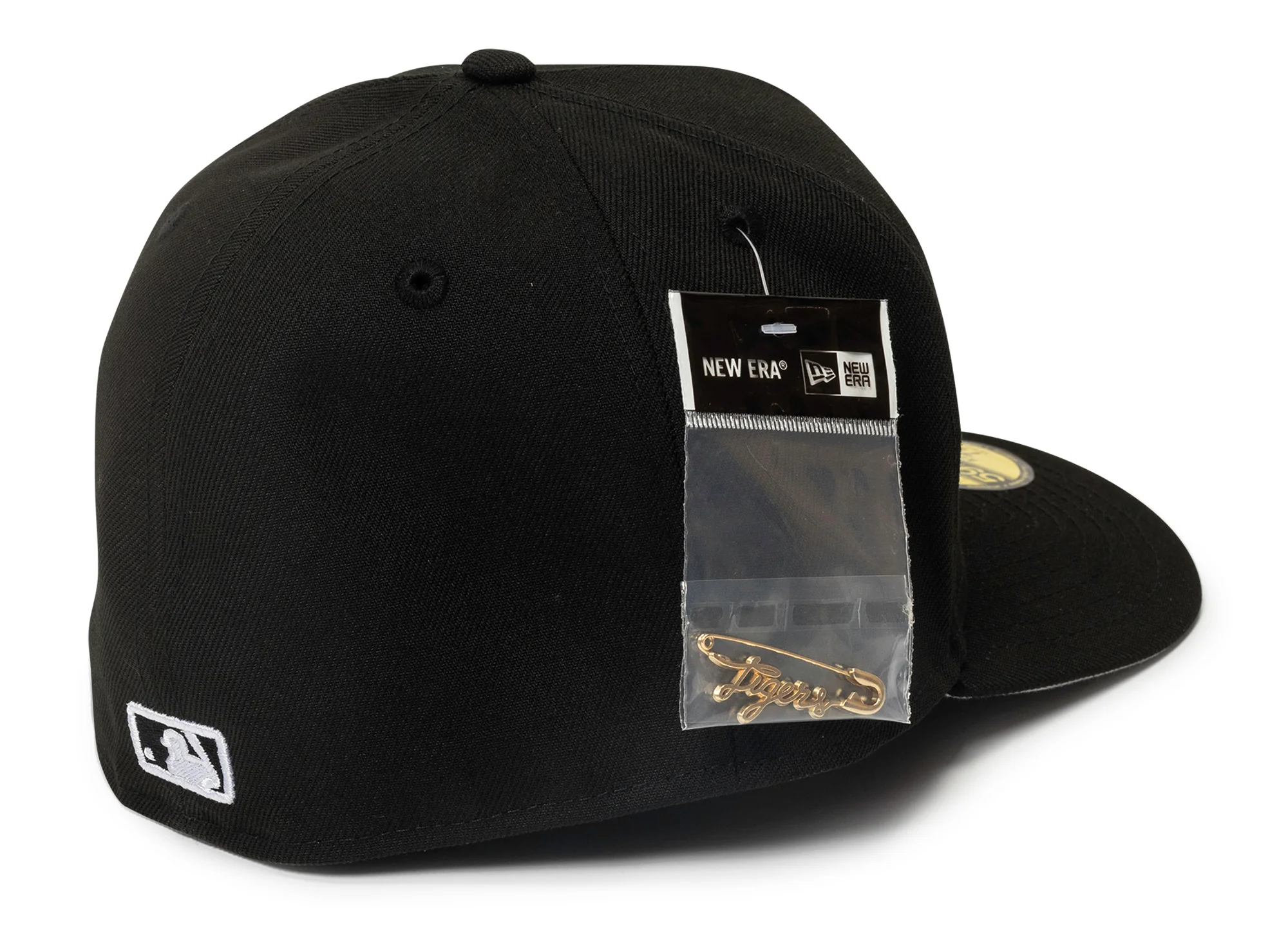 New Era Script Safety Pin Detroit Tigers Fitted Hat v2 - Image 2