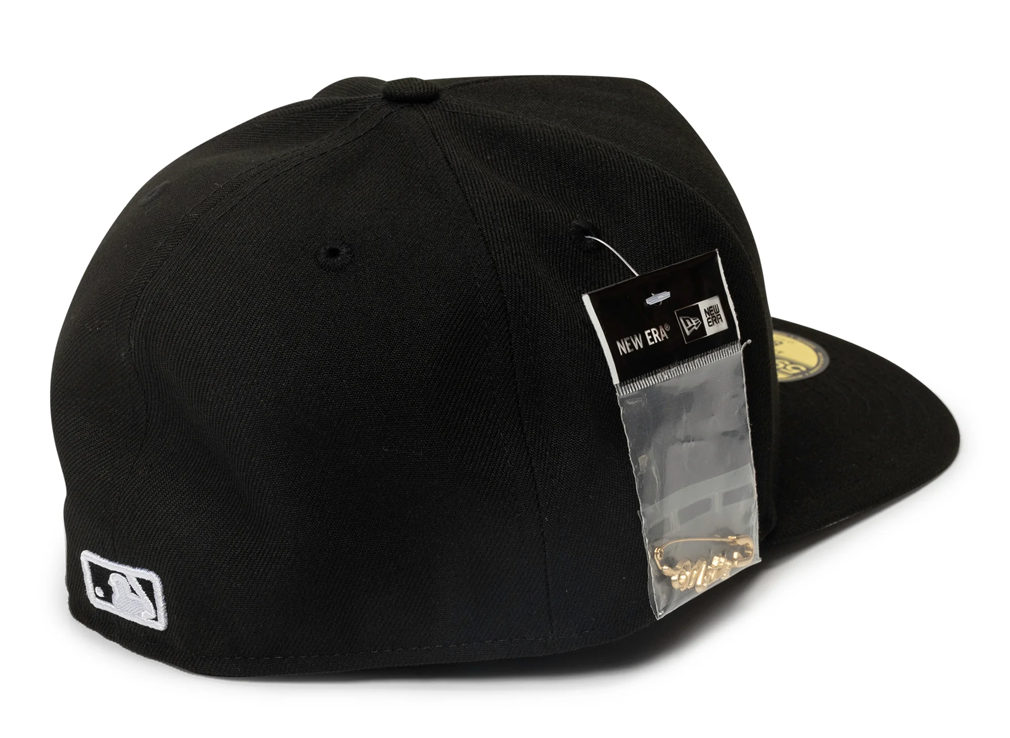 New Era Script Safety Pin New York Mets Fitted Hat v2 - Image 2