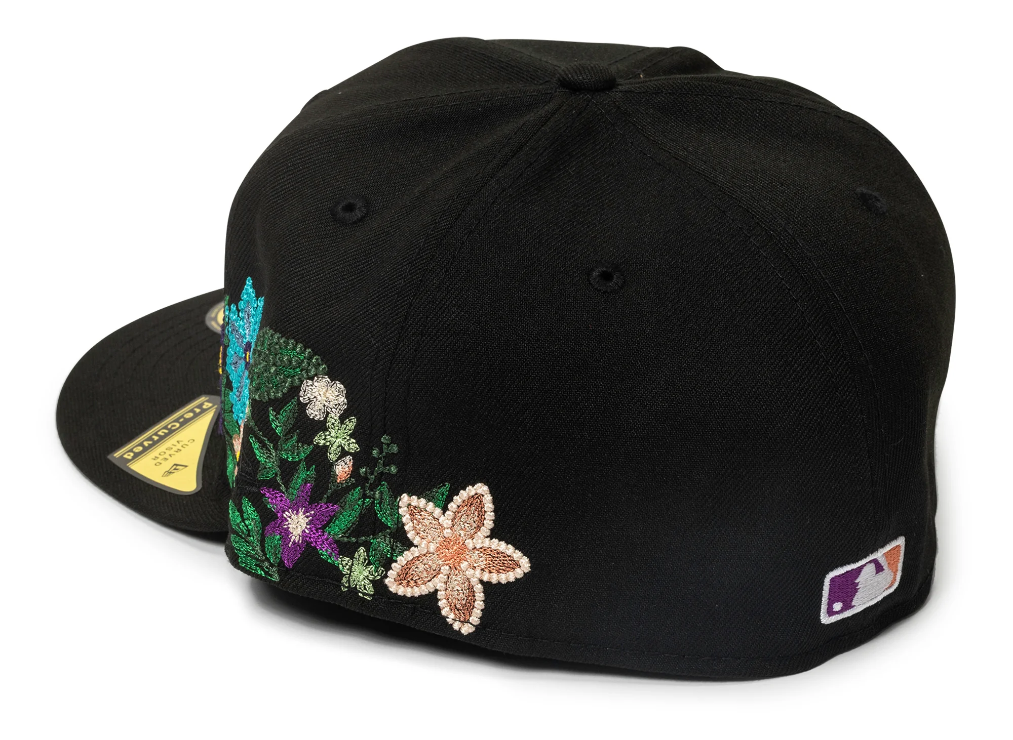 New Era Tonal Florals Detroit Tigers Fitted Hat in Black - Image 2