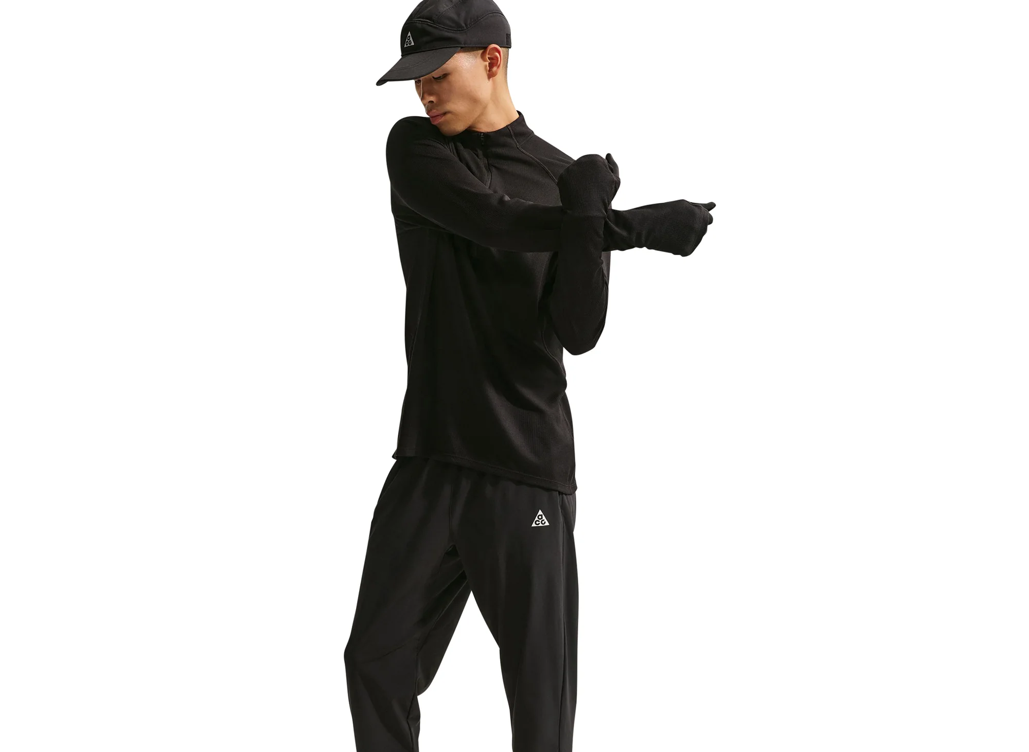 Nike ACG "Dawn Range" Dri-FIT Trail Running Pants in Black - Image 5