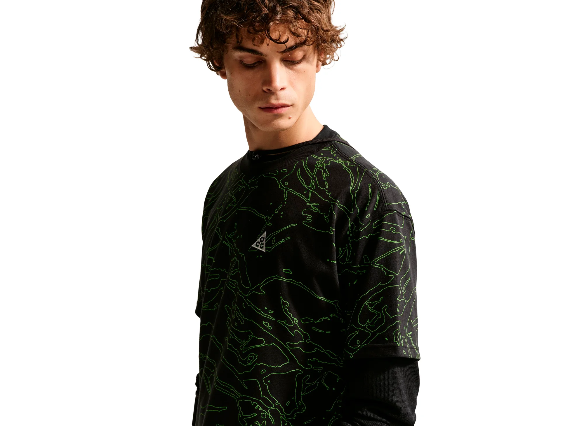 Nike ACG Dri-FIT "Cave" T-Shirt in Black - Image 5