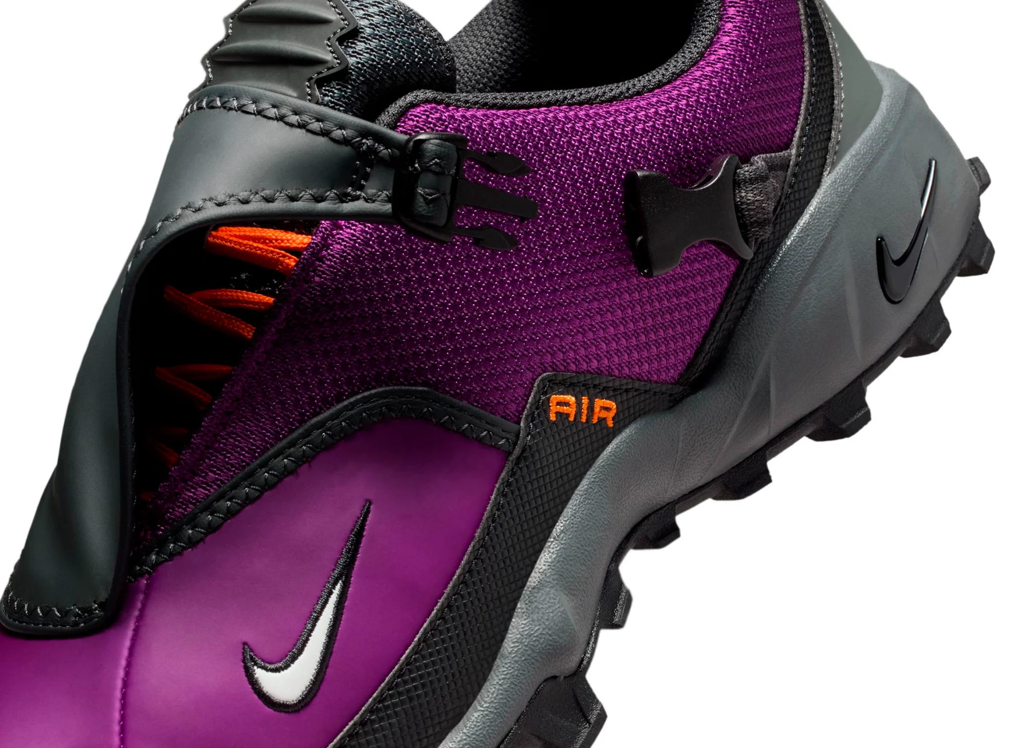 Nike ACG Phassad in Bold Berry - Image 6