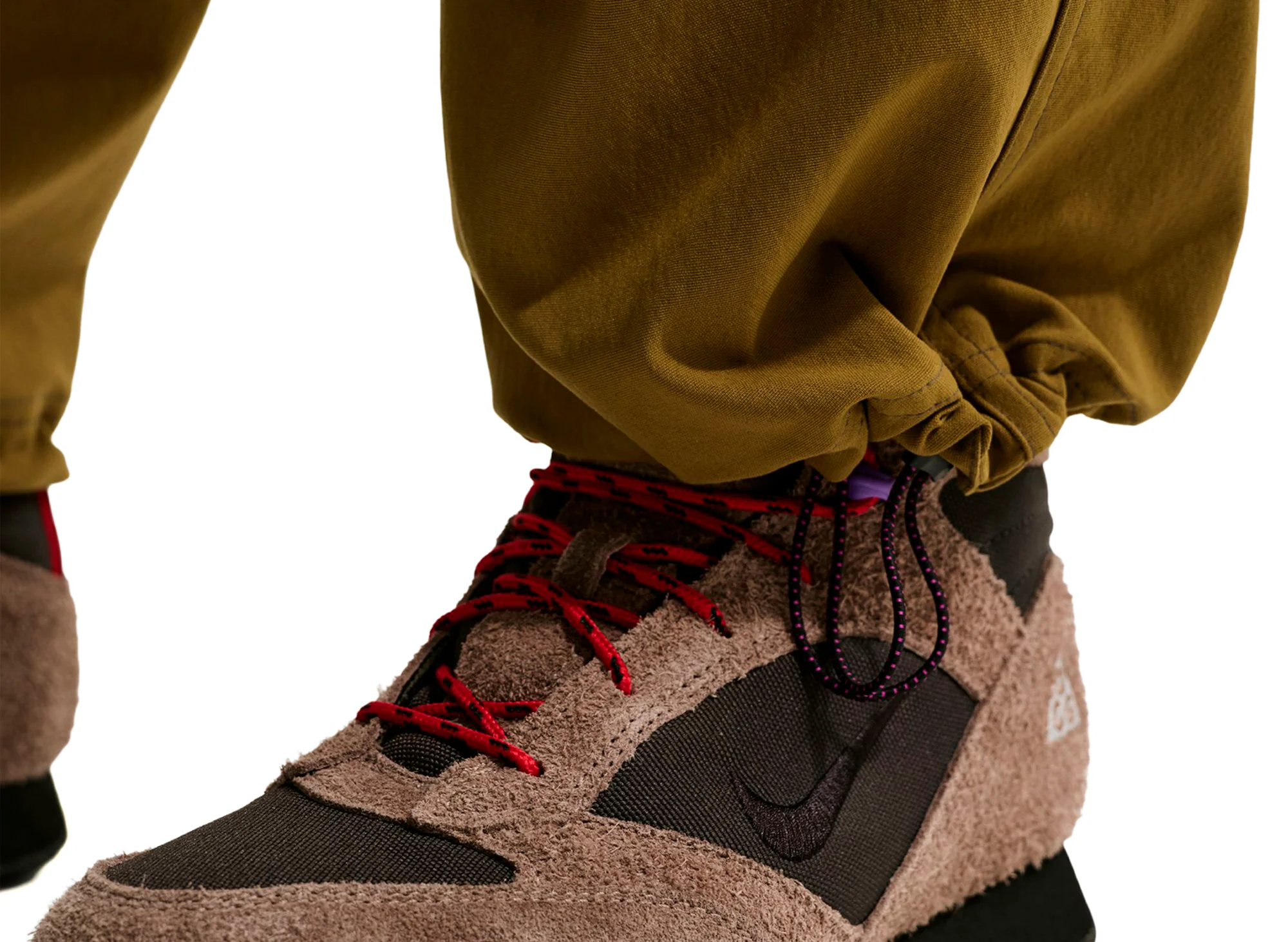 Nike ACG "Smith Summit" Zip Cargo Pants in Olive Flak - Image 7