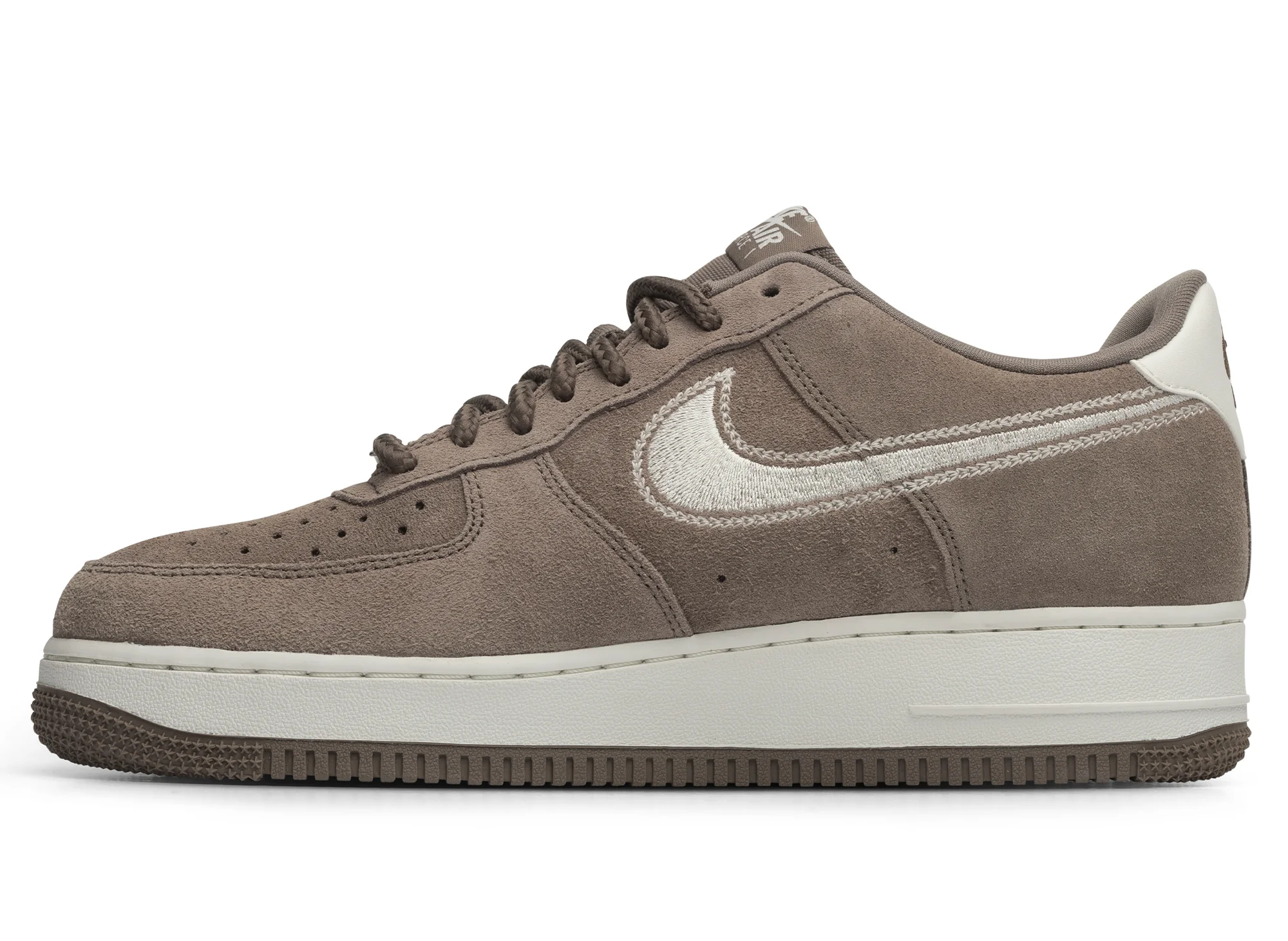 Nike Air Force 1 '07 LV8 - Image 3