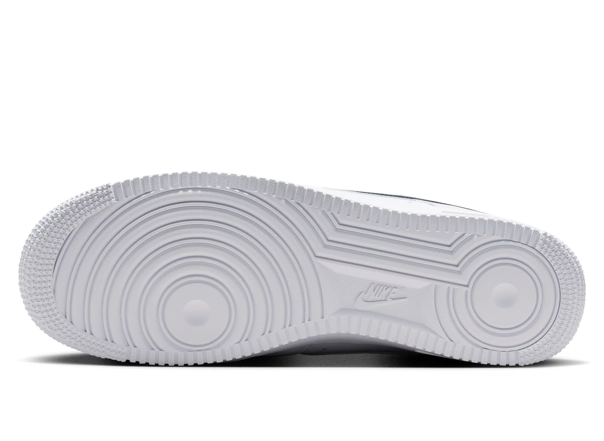 Nike Air Force 1 '07 LV8 in White / Midnight Navy "USA Soccer" - Image 5