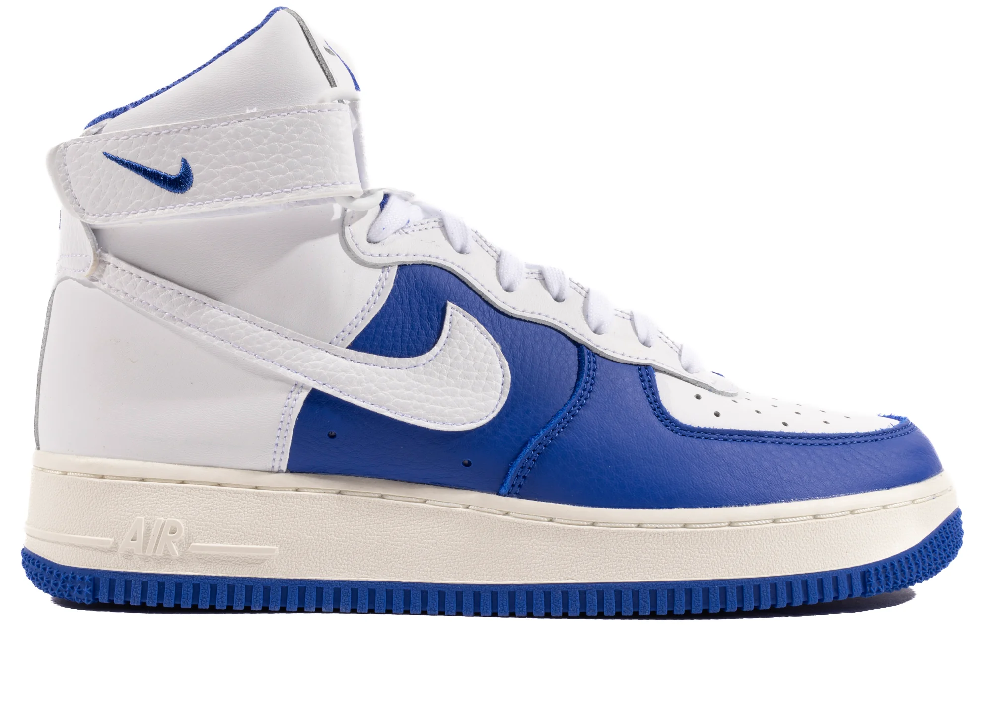 Nike Air Force 1 High '07 LV8