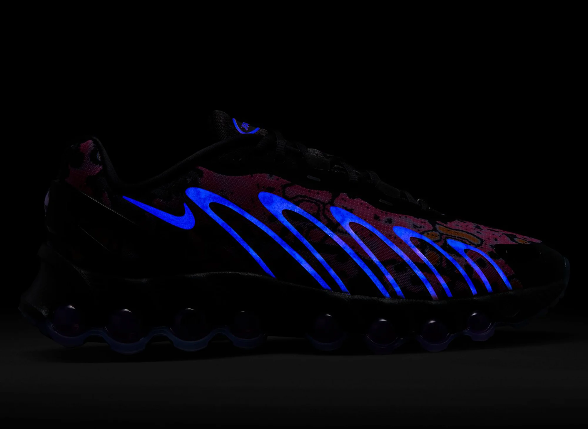 Nike Air Max Dn8 NRG in Pink Glaze / Bright Violet - Image 6