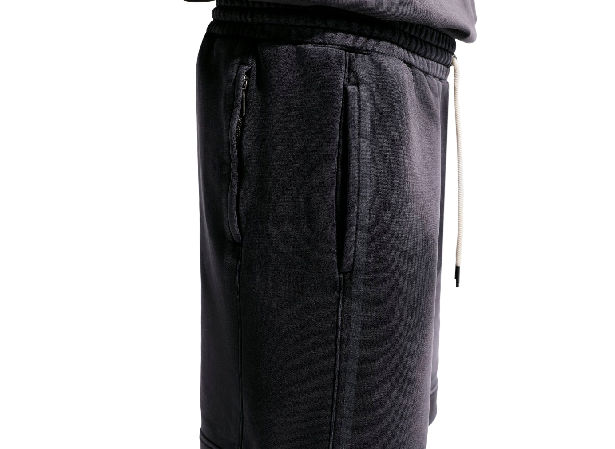 Nike Book Standard Issue Shorts in Black - Image 4