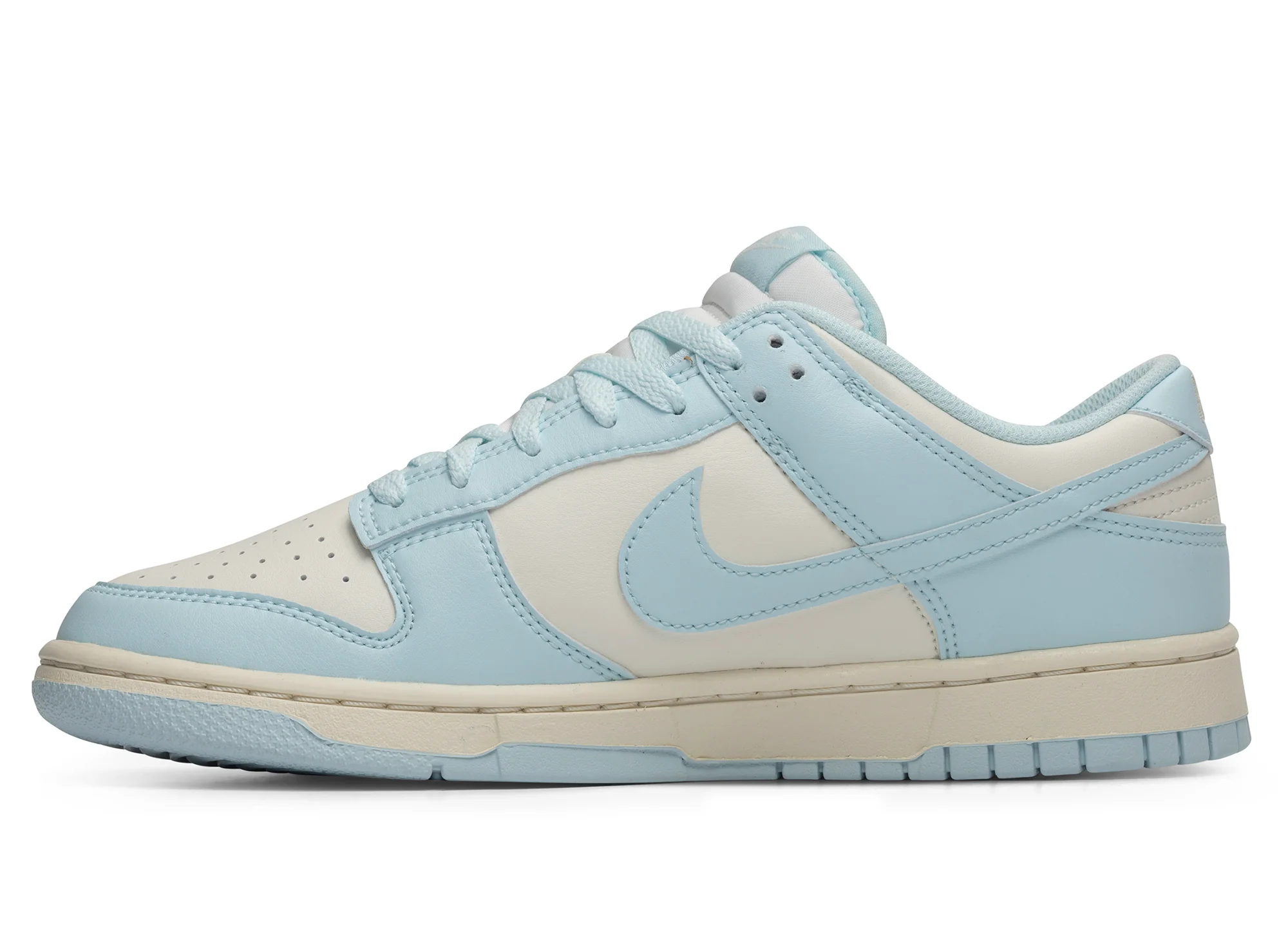 Nike Dunk Low Retro - Image 3