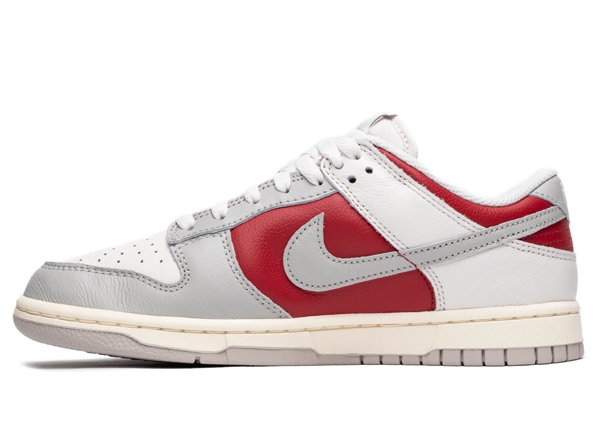 Nike Dunk Low Retro - Image 3