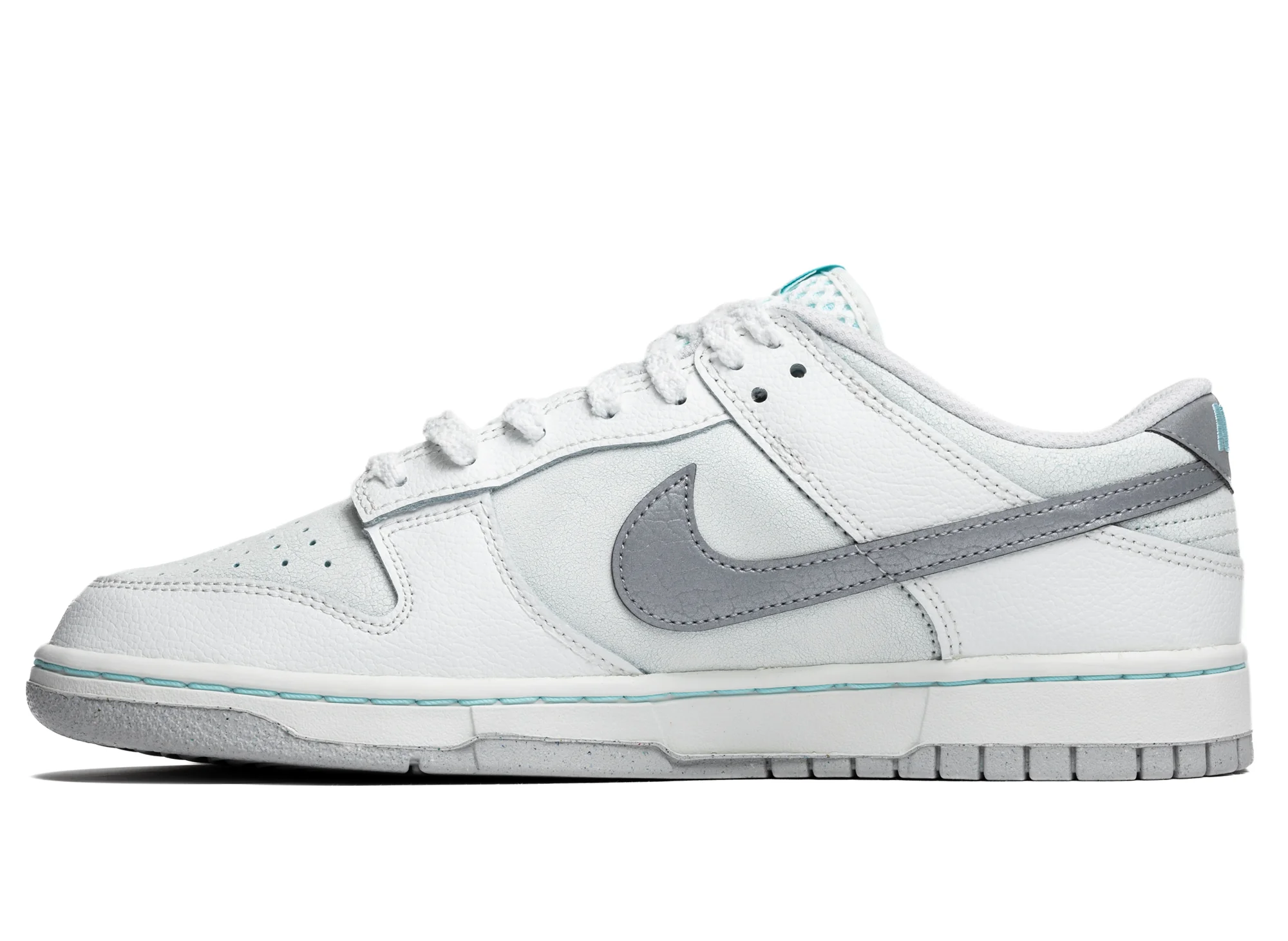 Nike Dunk Low Retro SE - Image 3