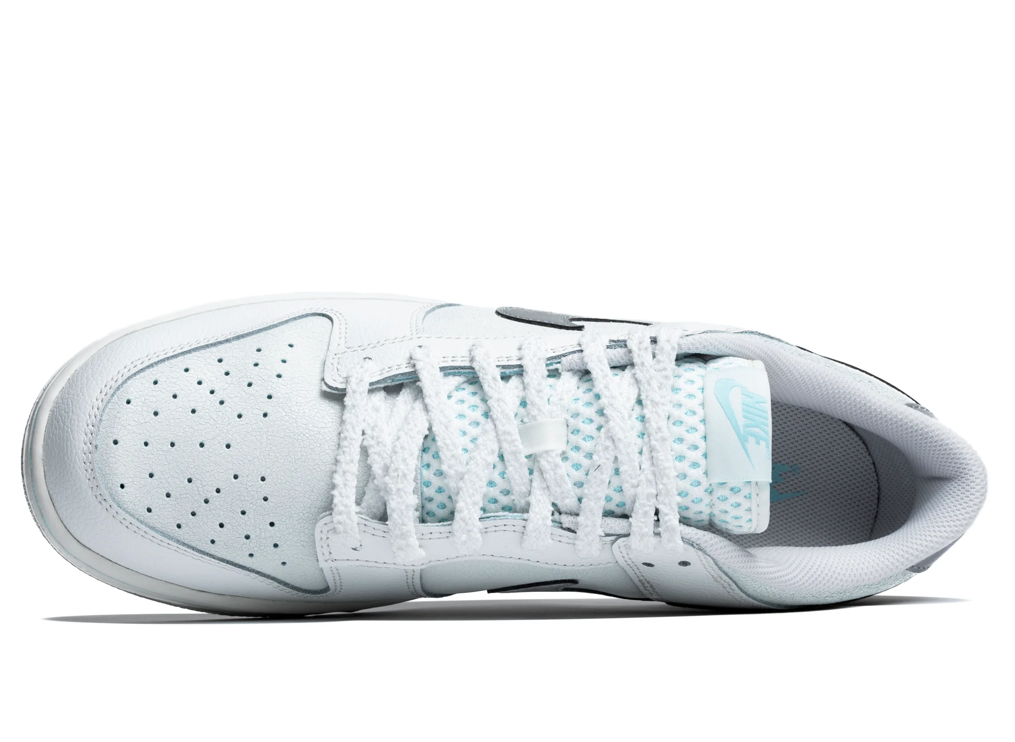 Nike Dunk Low Retro SE - Image 4