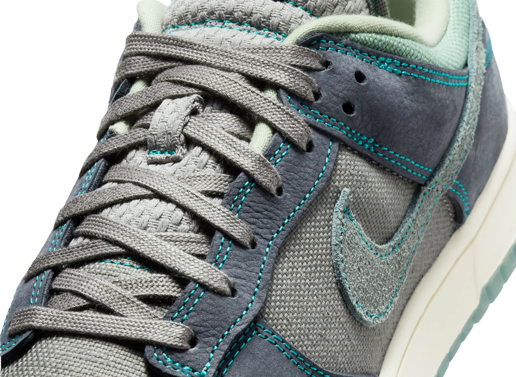 Nike Dunk Low Retro SE - Image 7