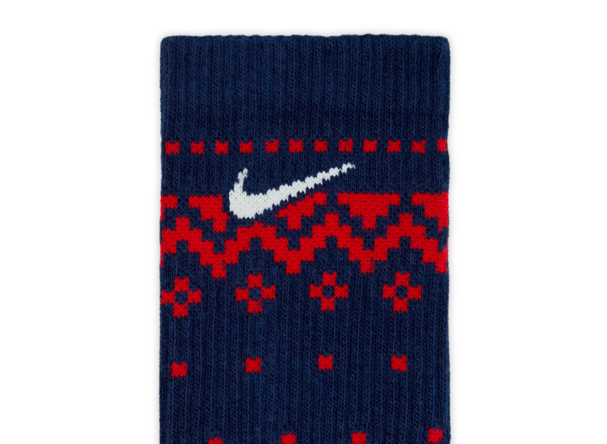 Nike Everyday Plus Cushioned Winter Wonderland Crew Socks in Red - Image 4