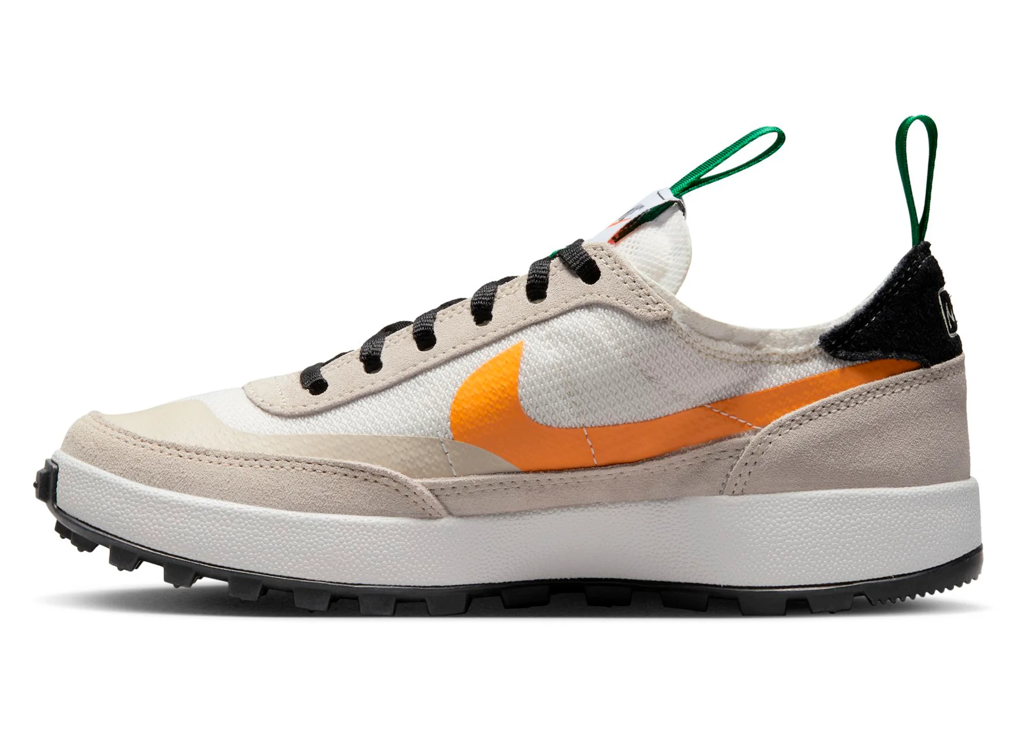 Nike Womens General Purpose Shoe in Summit White / University Gold - Image 3